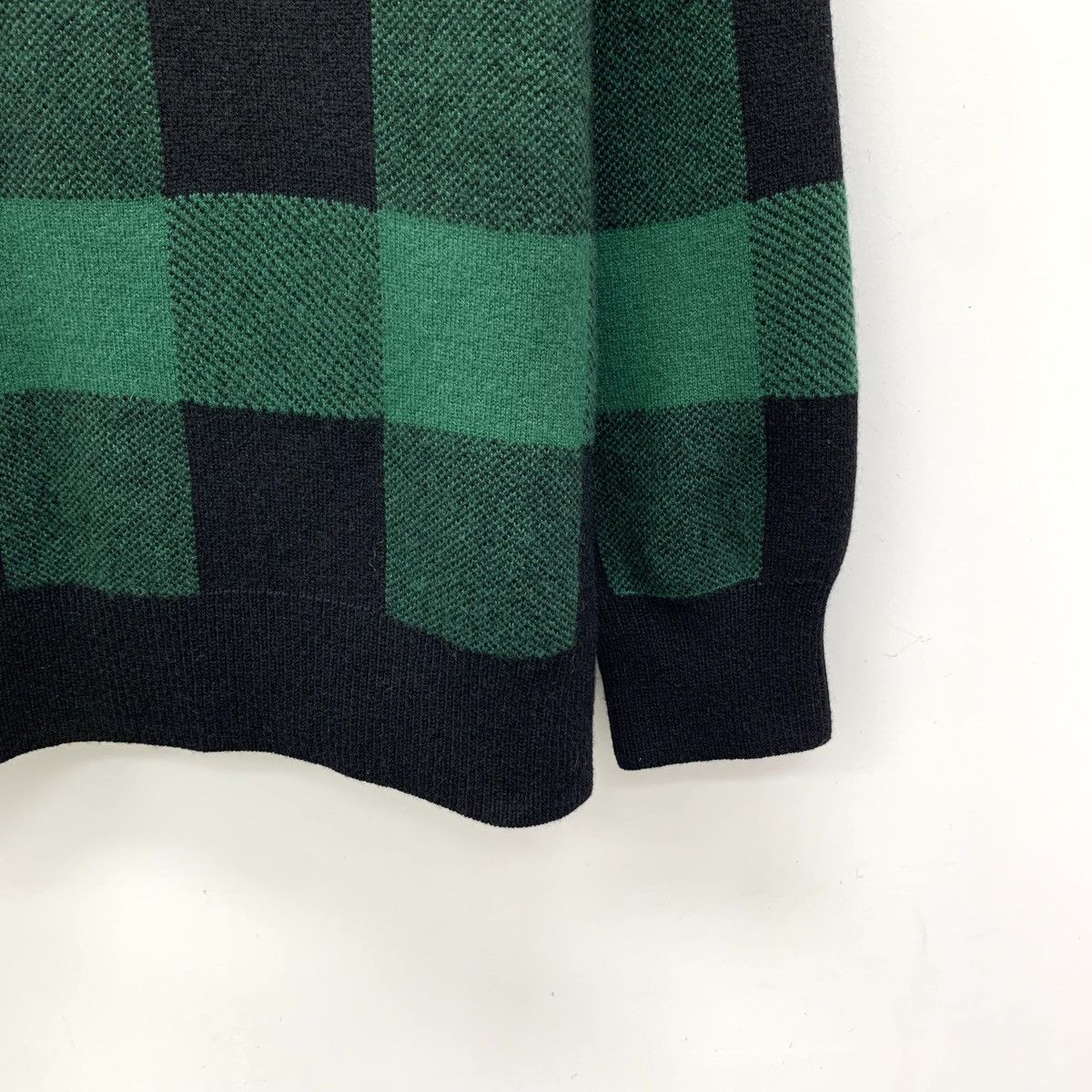 Dior Dior Green Check Cashmere Long Sleeve Sweatshirt K26WX Size XXS / US 00 / IT 34 - 4 Thumbnail