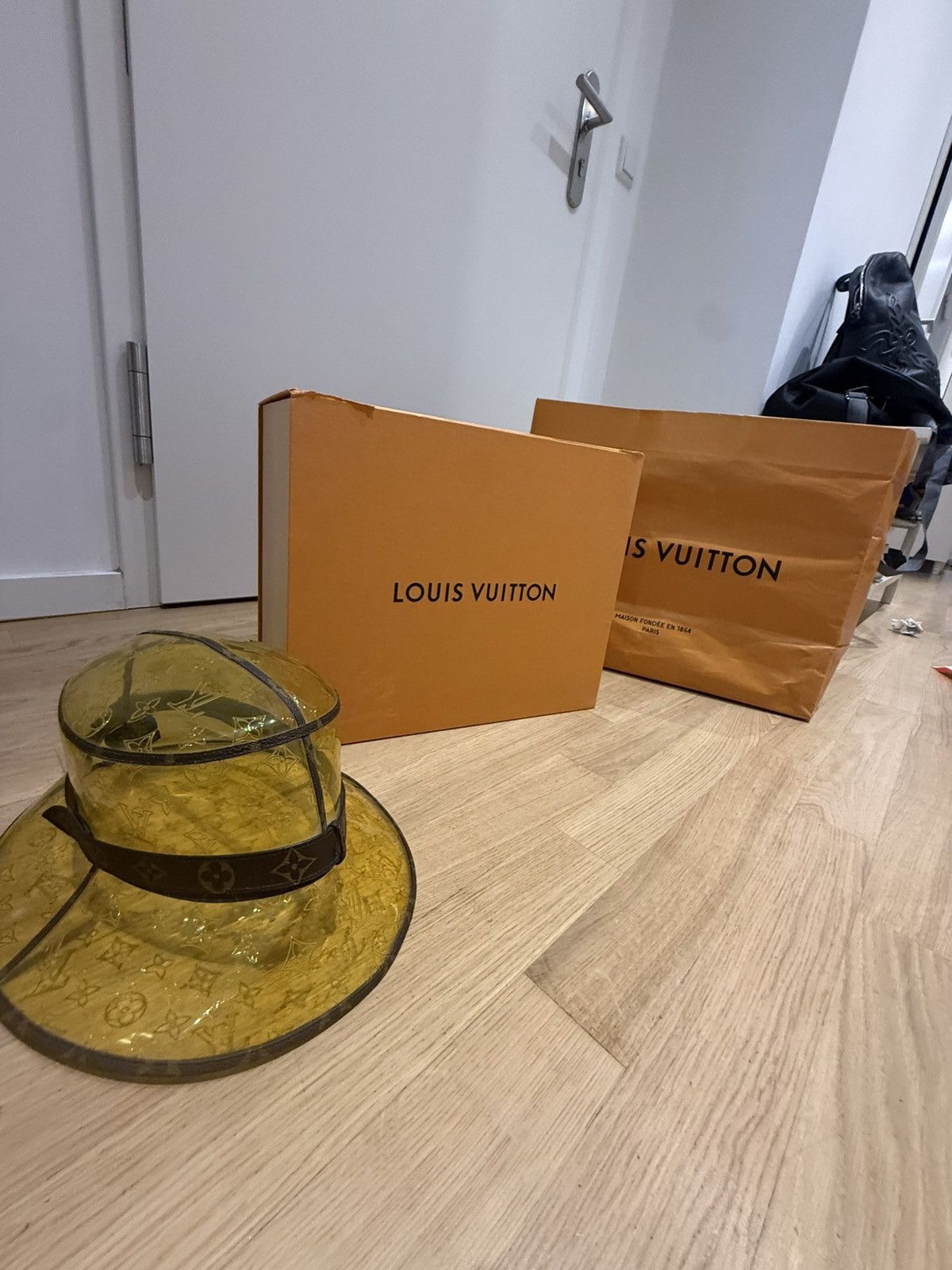 Louis Vuitton Louis Vuitton Bucket Hat Yellow Monogram (Rare Runway Piece) Size ONE SIZE - 17 Thumbnail