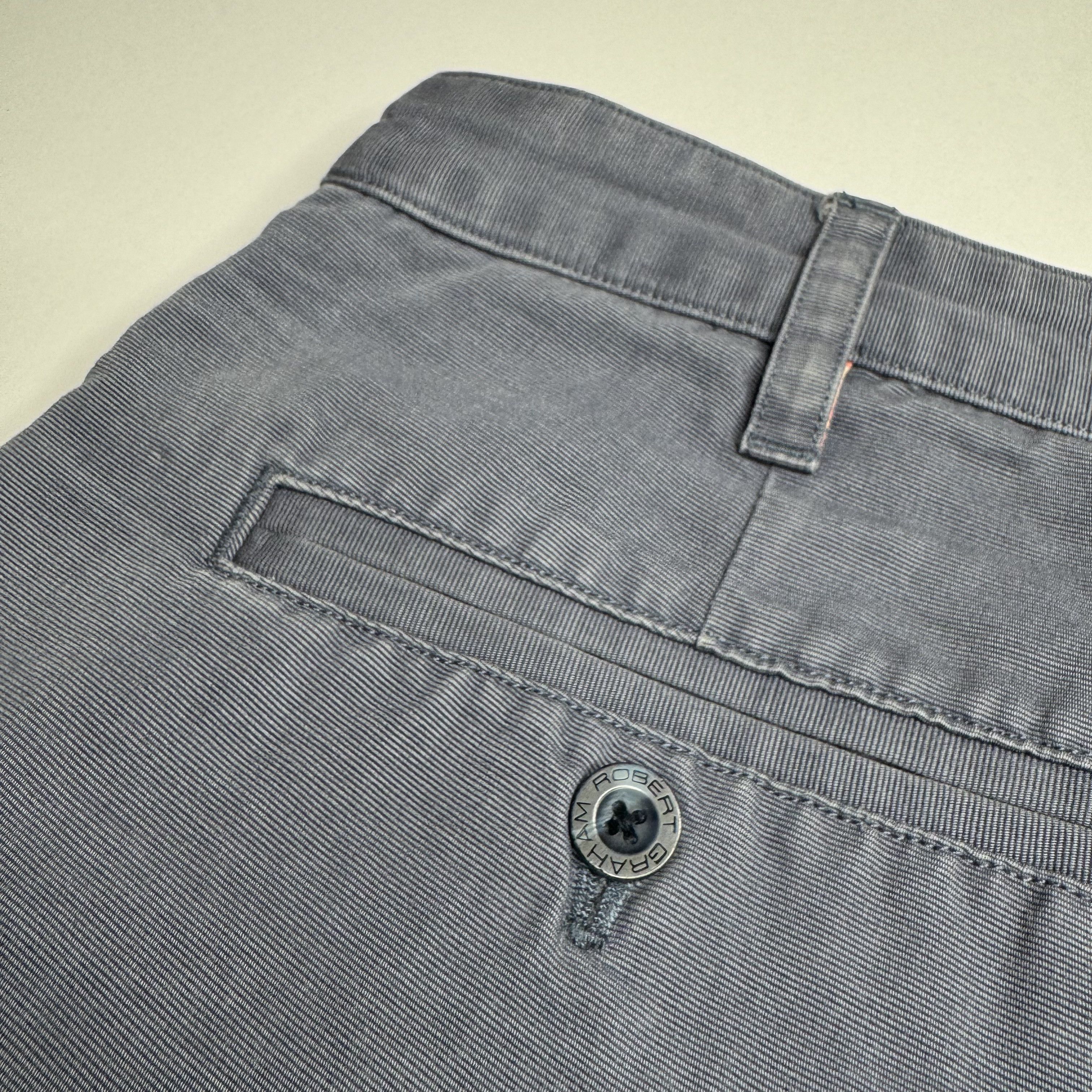 Robert Graham Robert Graham Flat Front Chino Shorts Pink Flip Cuff Size US 30 / EU 46 - 12 Thumbnail