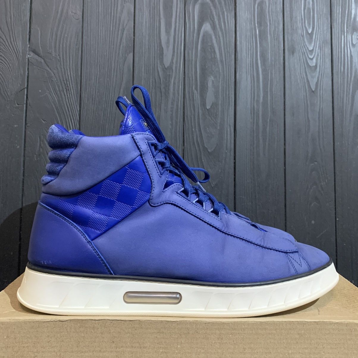Louis Vuitton Louis Vuitton Blue Nubuck Leather Sneakers Size 8.5 Size US 8.5 / EU 41-42 - 1 Thumbnail