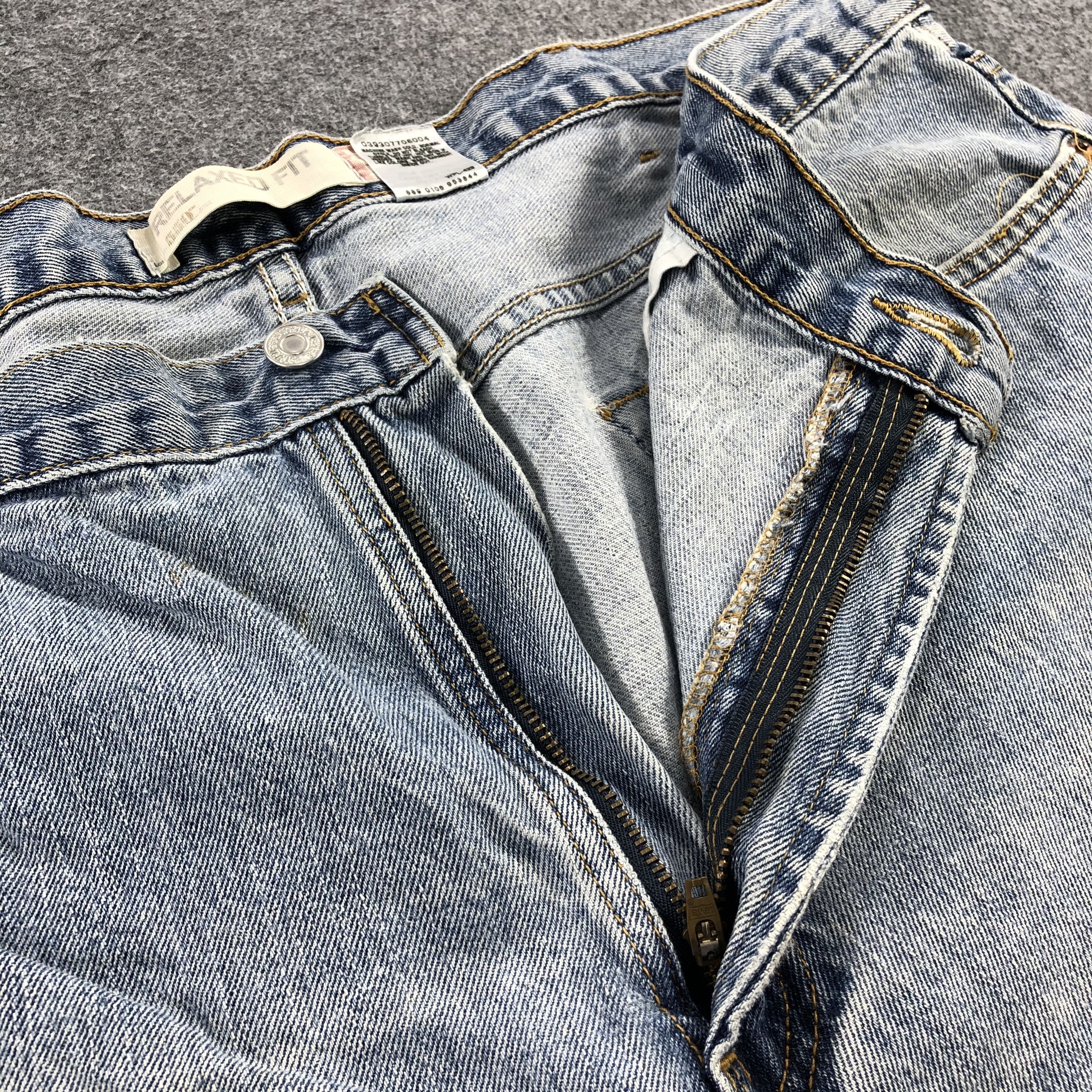 Levi's Vintage Levis Jeans Lot 550 Light Washed Denim-J928 Size US 42 / EU 58 - 8 Thumbnail