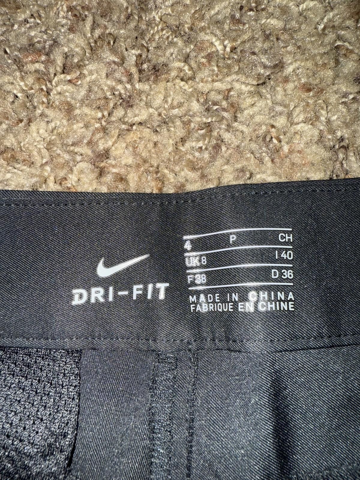 Nike Nike Golf Women's Dry Fit Flex 10" Golf Shorts Sample Size 27" / US 4 / IT 40 - 3 Thumbnail
