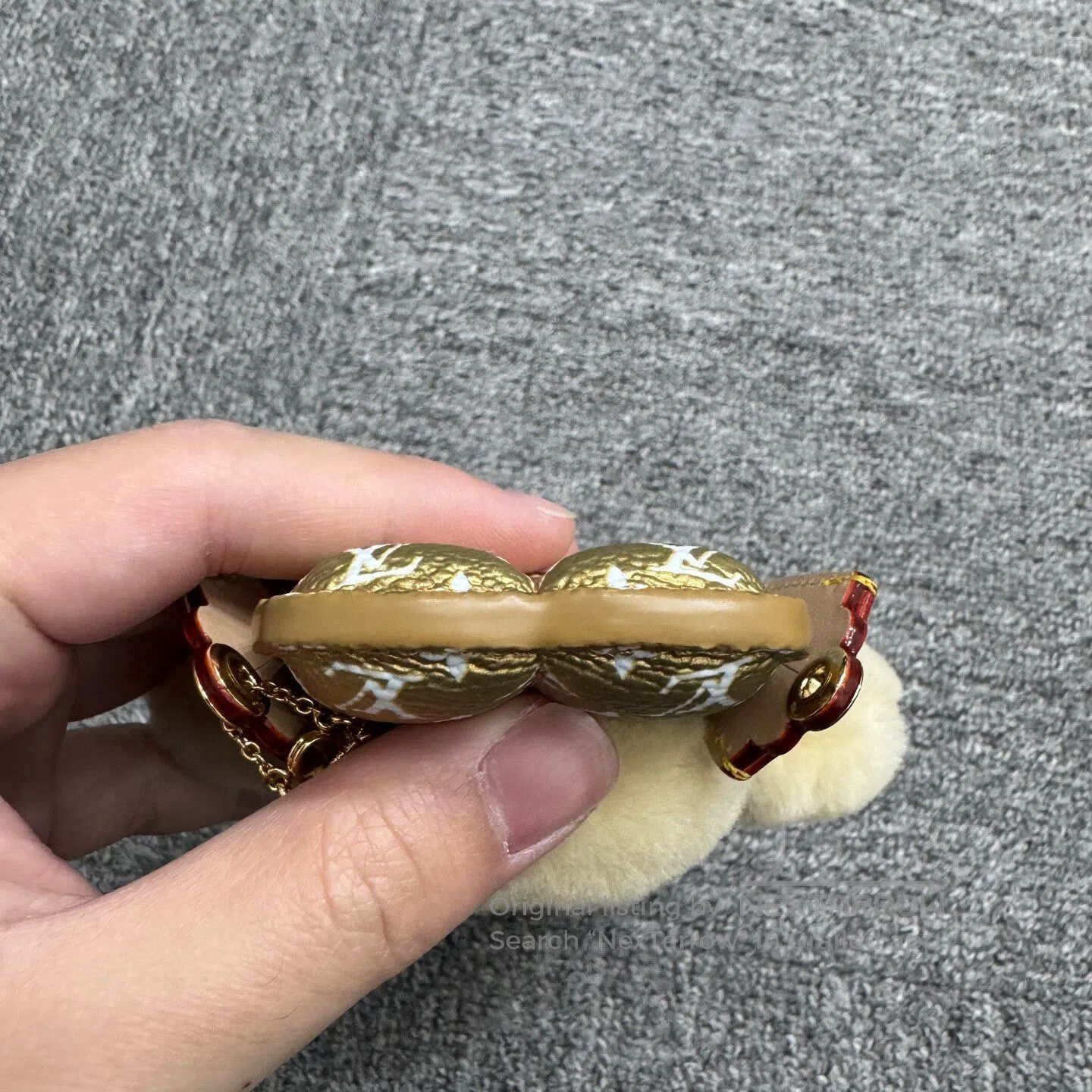 Louis Vuitton Louis Vuitton vivienne keychain| Size ONE SIZE - 5 Thumbnail