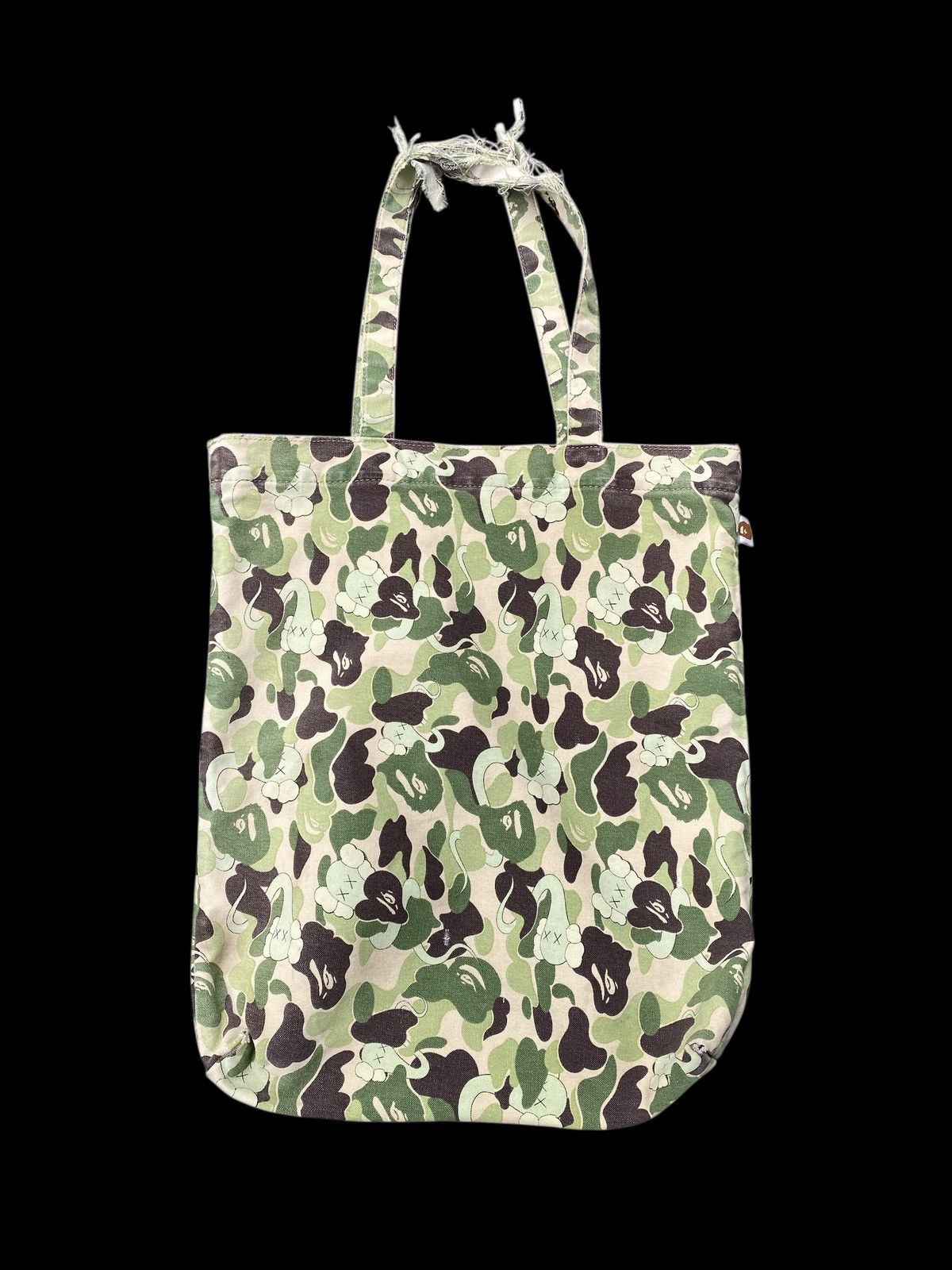 Bape × Kaws BAPE Tote bag sta camo gray a bathing ape NIGO Size ONE SIZE - 3 Thumbnail