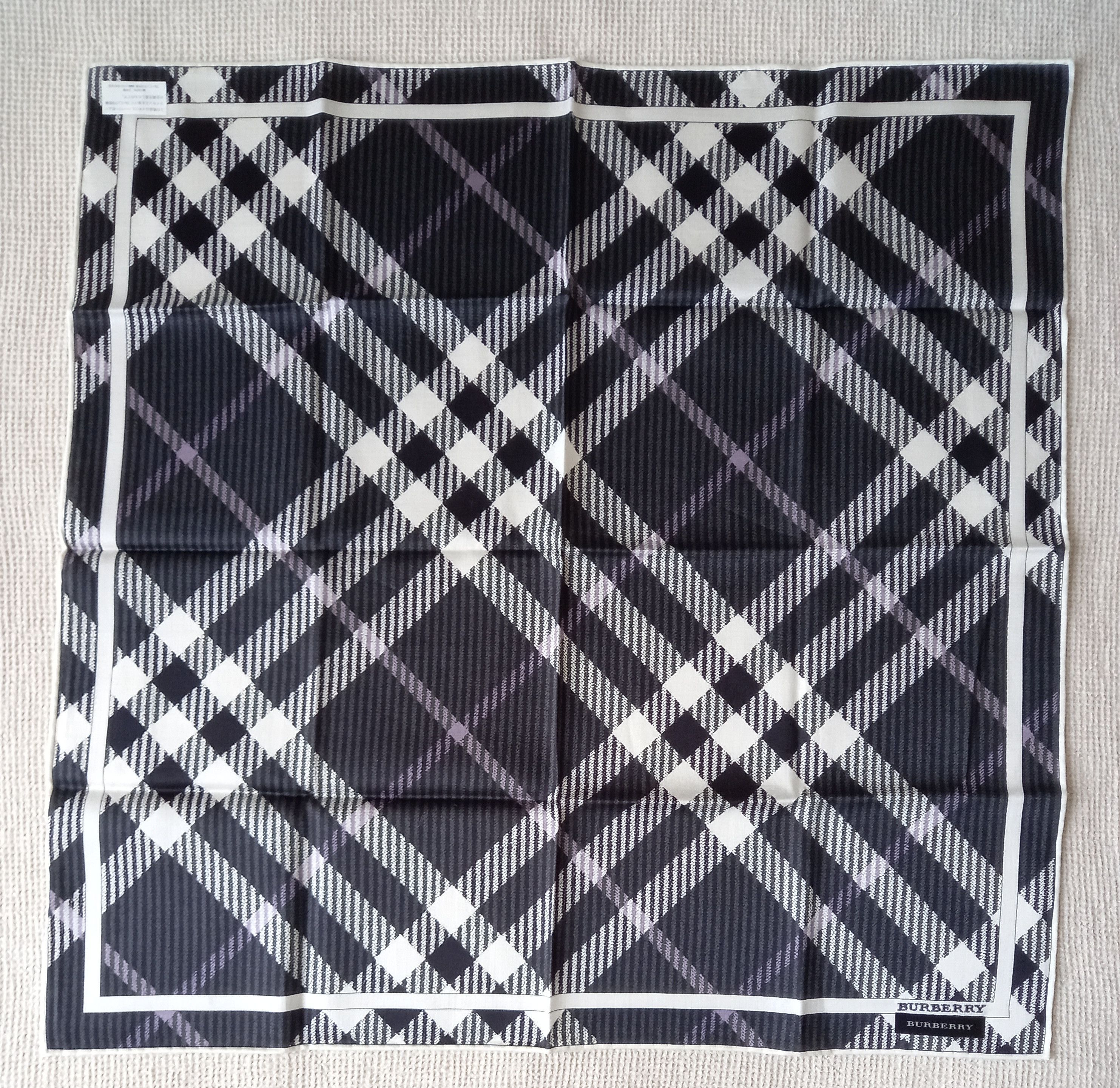 Burberry × Vintage NEW Japan Burberry bandana handkerchief navy blue tartan Size ONE SIZE - 2 Thumbnail