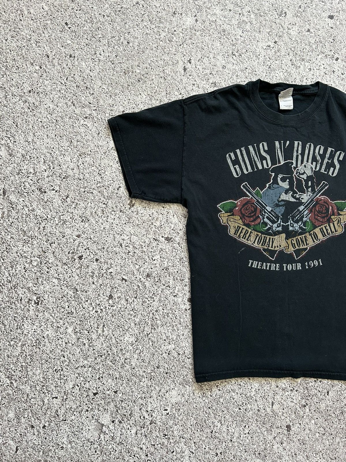 Band Tees × Vintage Vintage Guns N Roses Here Today Gone To Hell Tour T-Shirt Size US L / EU 52-54 / 3 - 3 Thumbnail