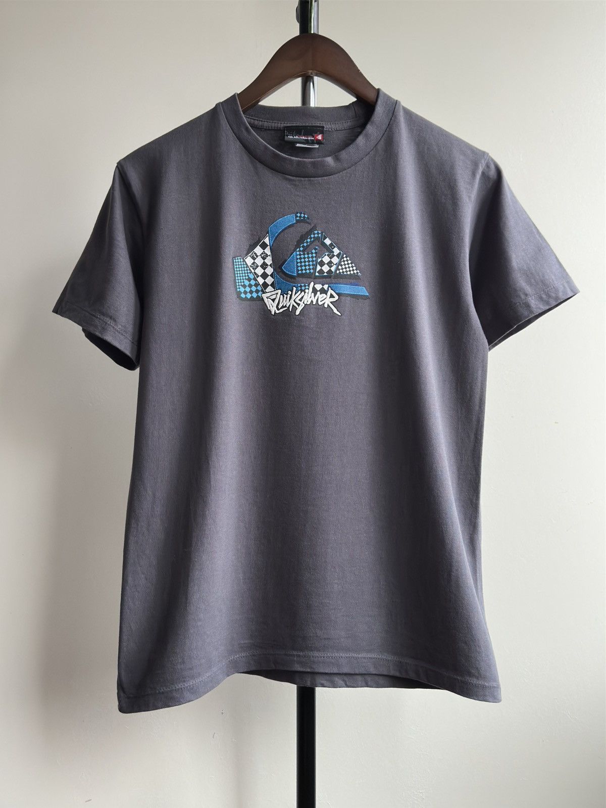 Quiksilver × Vintage VINTAGE Y2K QUIKSILVER BIG LOGO TEE Size US S / EU 44-46 / 1 - 2 Thumbnail