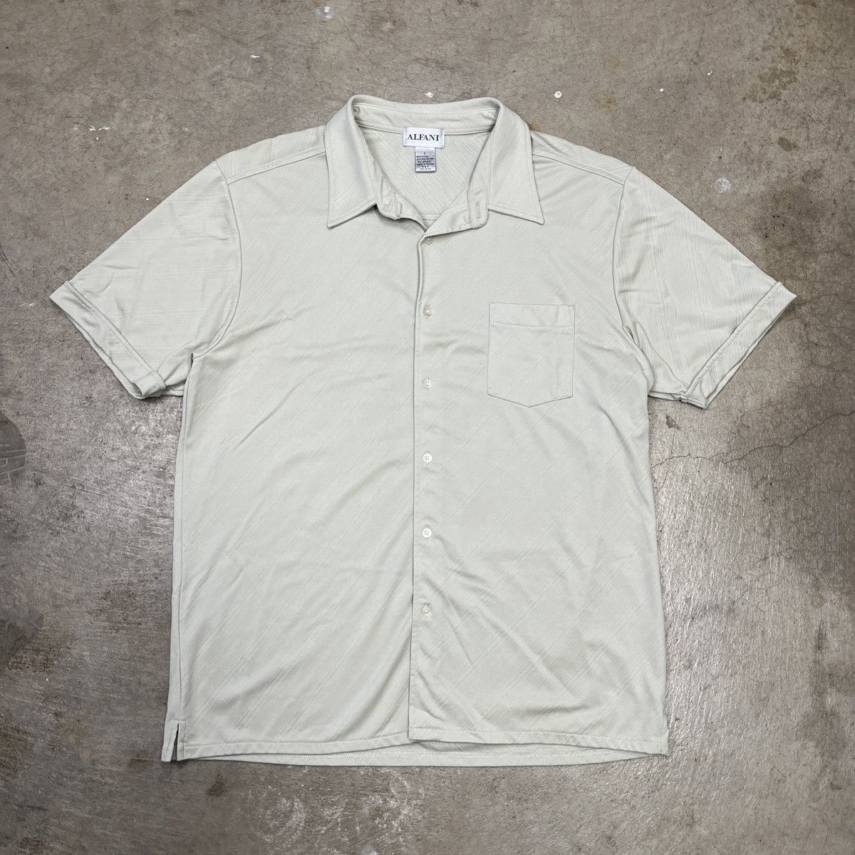 Alfani × Vintage Vintage Alfani Short Sleeve Button Shirt Textured Eggshell Size US L / EU 52-54 / 3 - 1 Thumbnail