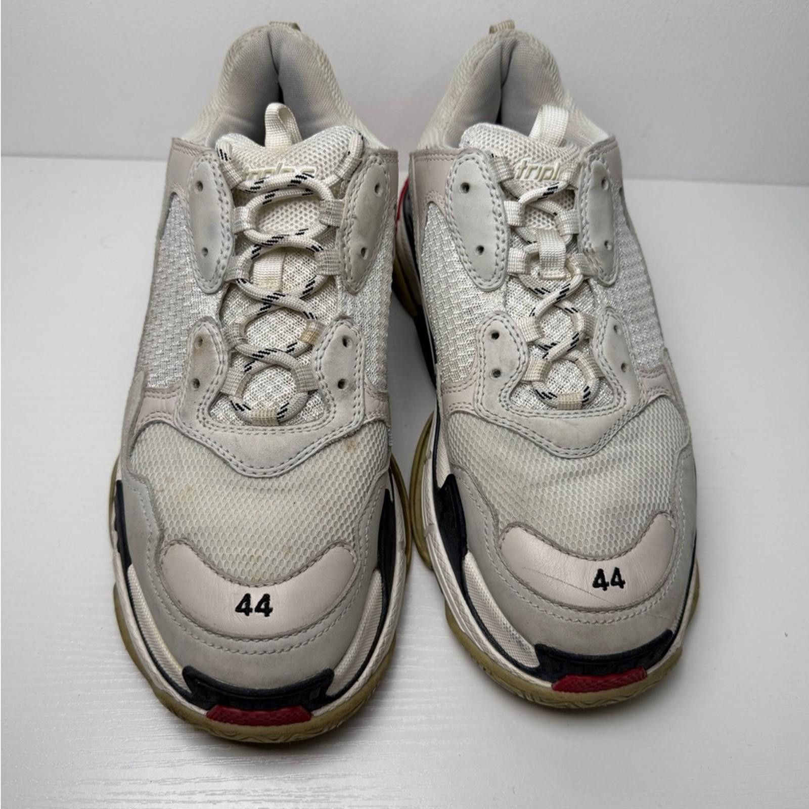 Balenciaga Balenciaga Triple S Sneakers Men’s SZ 44 US 11 White Cream Size US 11 / EU 44 - 2 Thumbnail