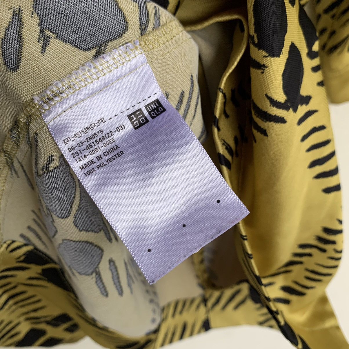 Marni × Uniqlo Marni x Uniqlo Silky Satin Open Collar Women Shirt Size L / US 10 / IT 46 - 6 Thumbnail