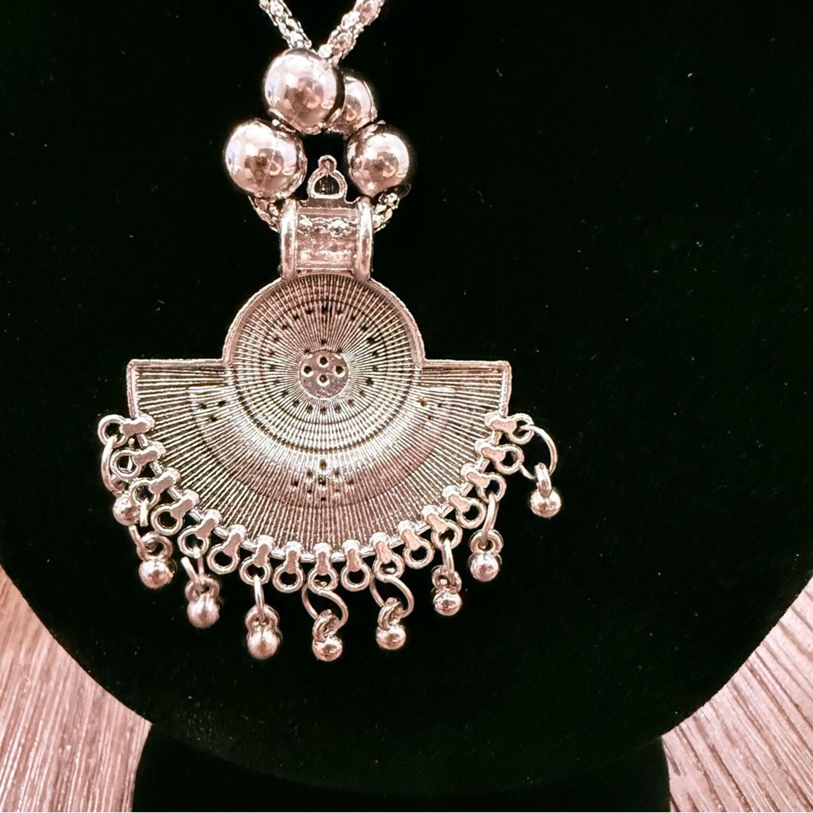 & Other Stories Elegant Oxidized Silver Tone Statement Necklace Size ONE SIZE - 3 Thumbnail