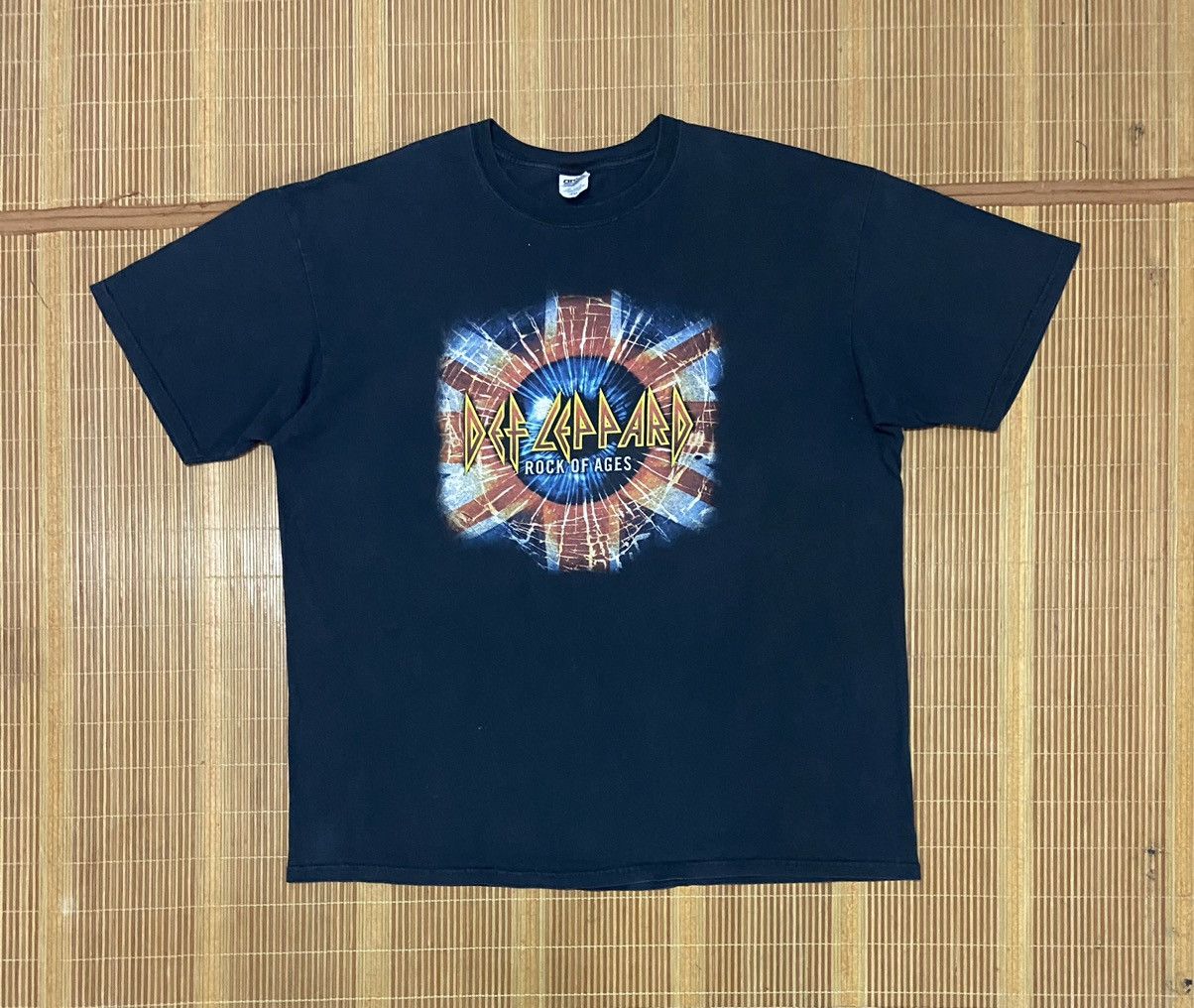 Band Tees DEF LEPPARD ROCK OF AGES TOUR TEE Size US XXL / EU 58 / 5 - 1 Thumbnail