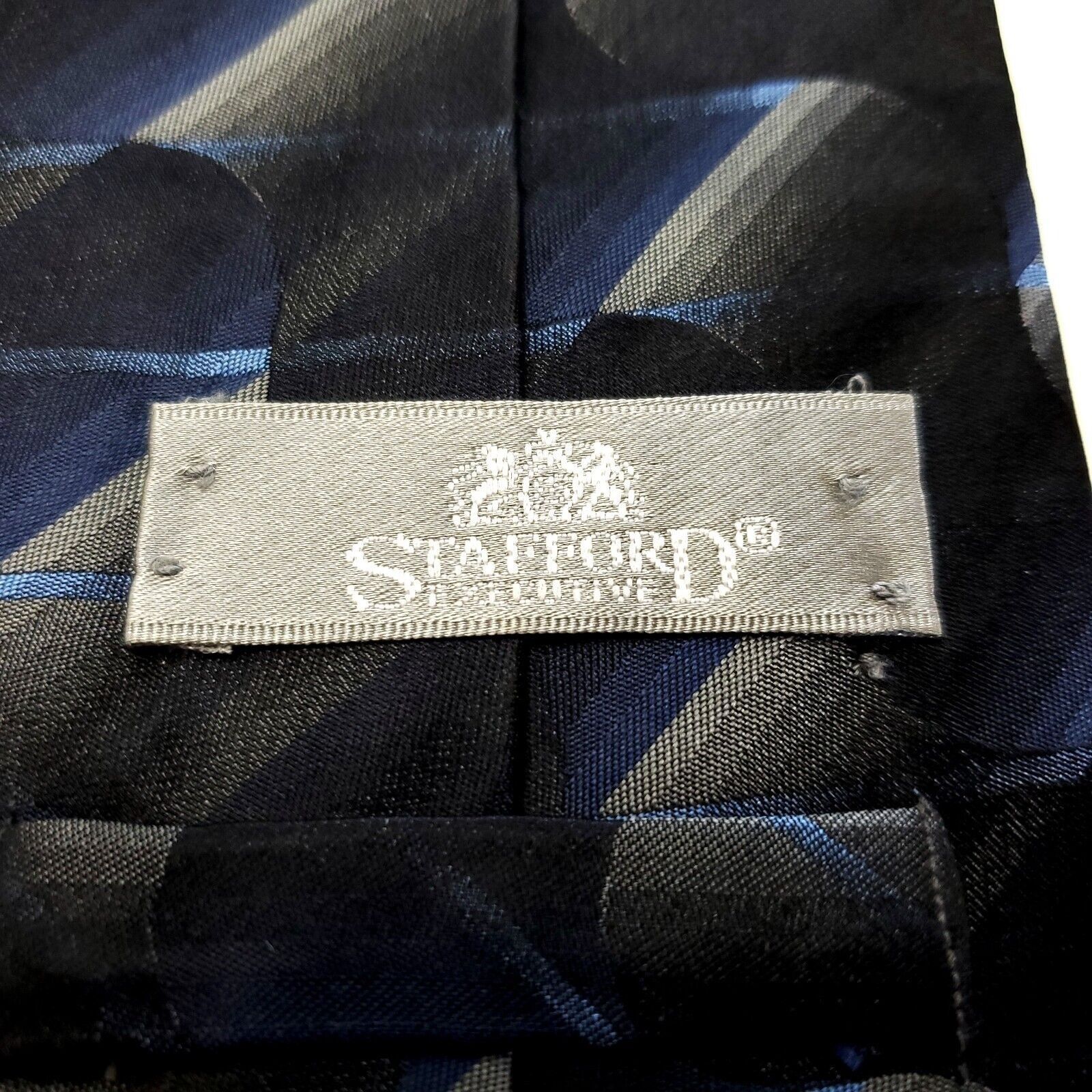 Stafford Stafford Executive Gray Blue Woven Abstract Short Wide Silk Size ONE SIZE - 3 Thumbnail