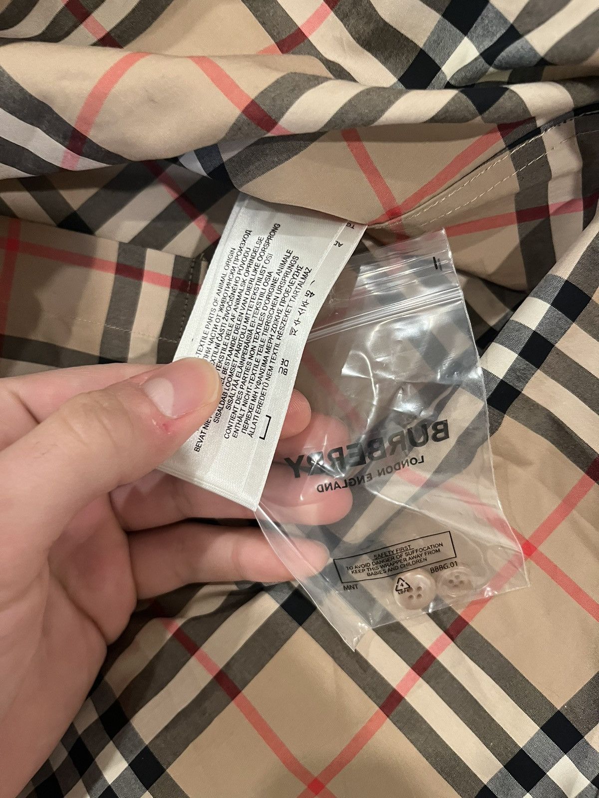 Burberry Burberry shirt Size US S / EU 44-46 / 1 - 12 Thumbnail