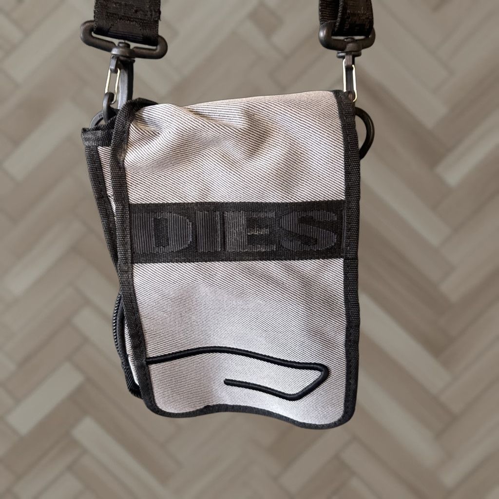Diesel VINTAGE Diesel Spare Parts Utility Bag UNISEX Crossbody Canvas Leather Gray Unisex Adults 2000s Gorpcore Bag, Utility, Crossbody, Diesel, Gray Size ONE SIZE - 1 Thumbnail
