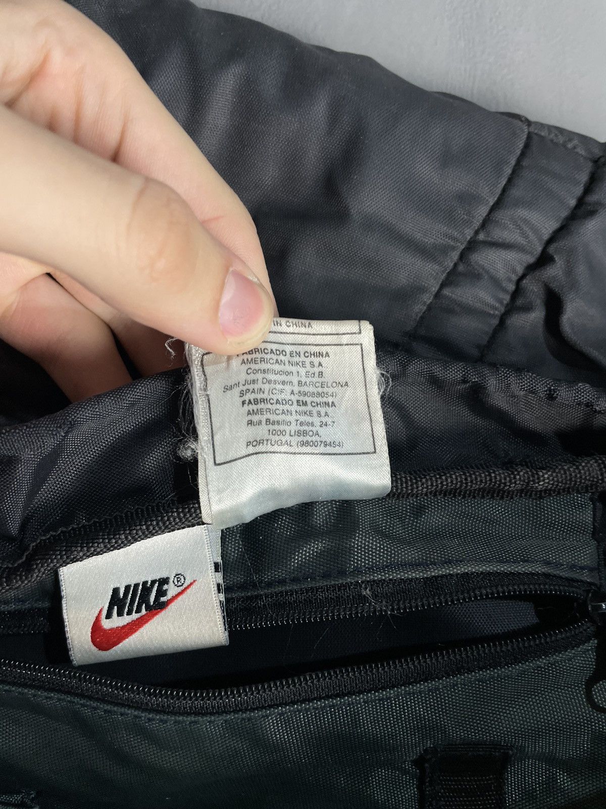 Nike Rare Nike Vintage Backpack Size ONE SIZE - 10 Thumbnail
