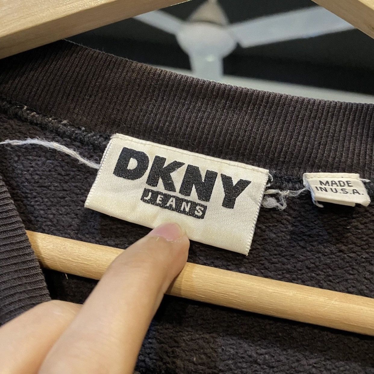 DKNY DKNY Jeans Big Logo Faded Style Sweatshirt Size US L / EU 52-54 / 3 - 9 Thumbnail