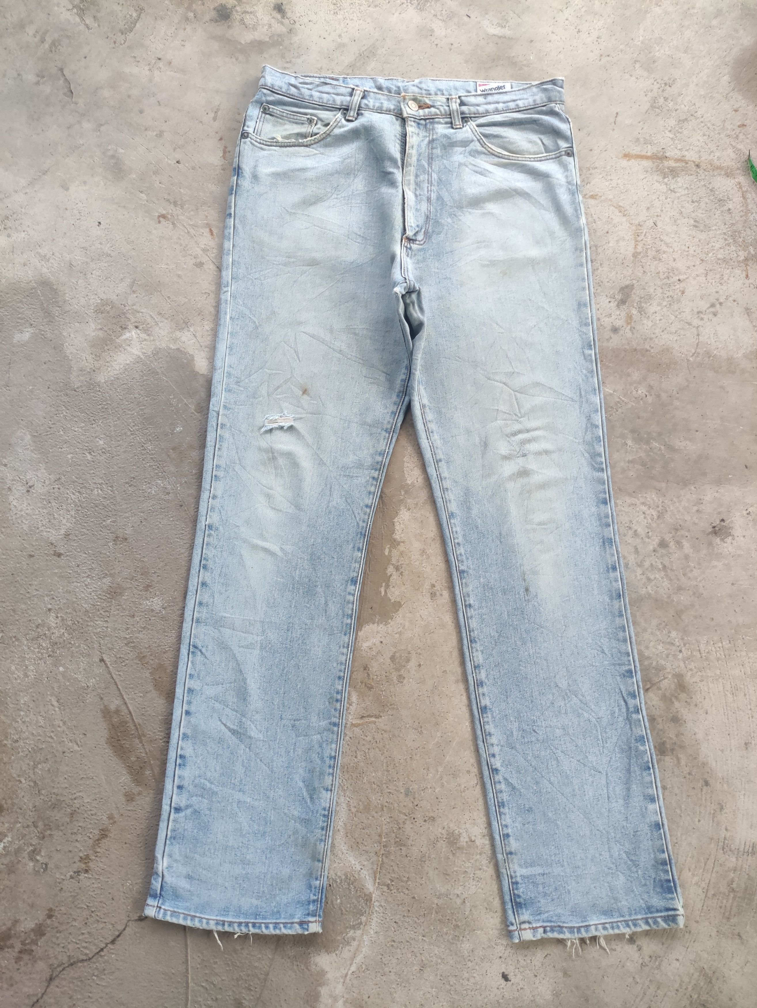 Wrangler Vintage Wrangler Distressed Faded Denim Pants Size US 34 / EU 50 - 1 Thumbnail