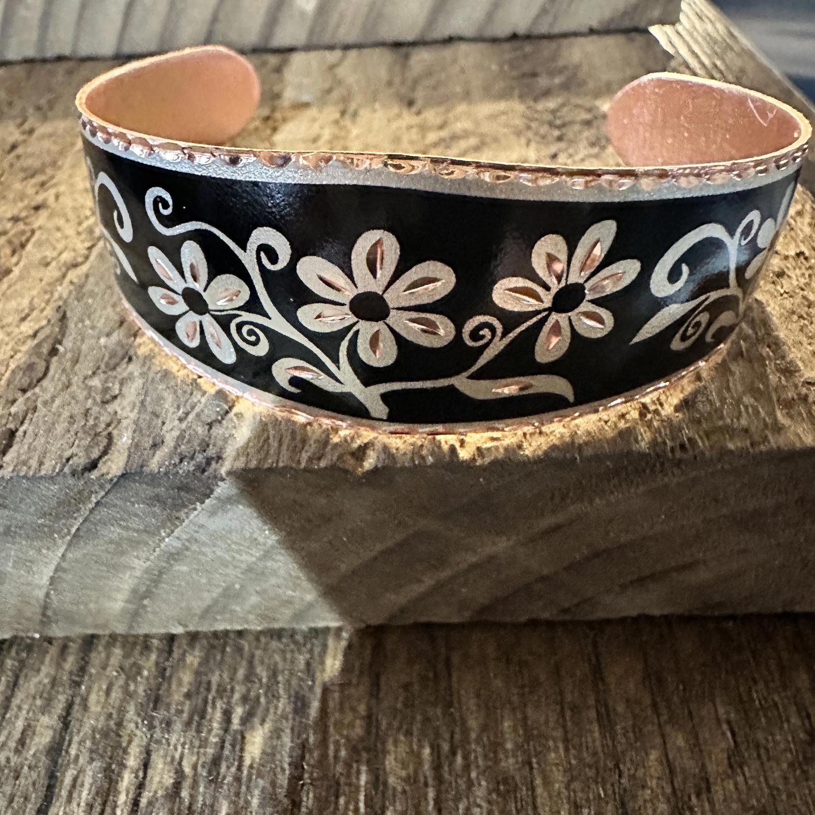 Other Handcrafted Diamond Cut Black Floral Design Copper Cuff Brac Size ONE SIZE - 5 Thumbnail