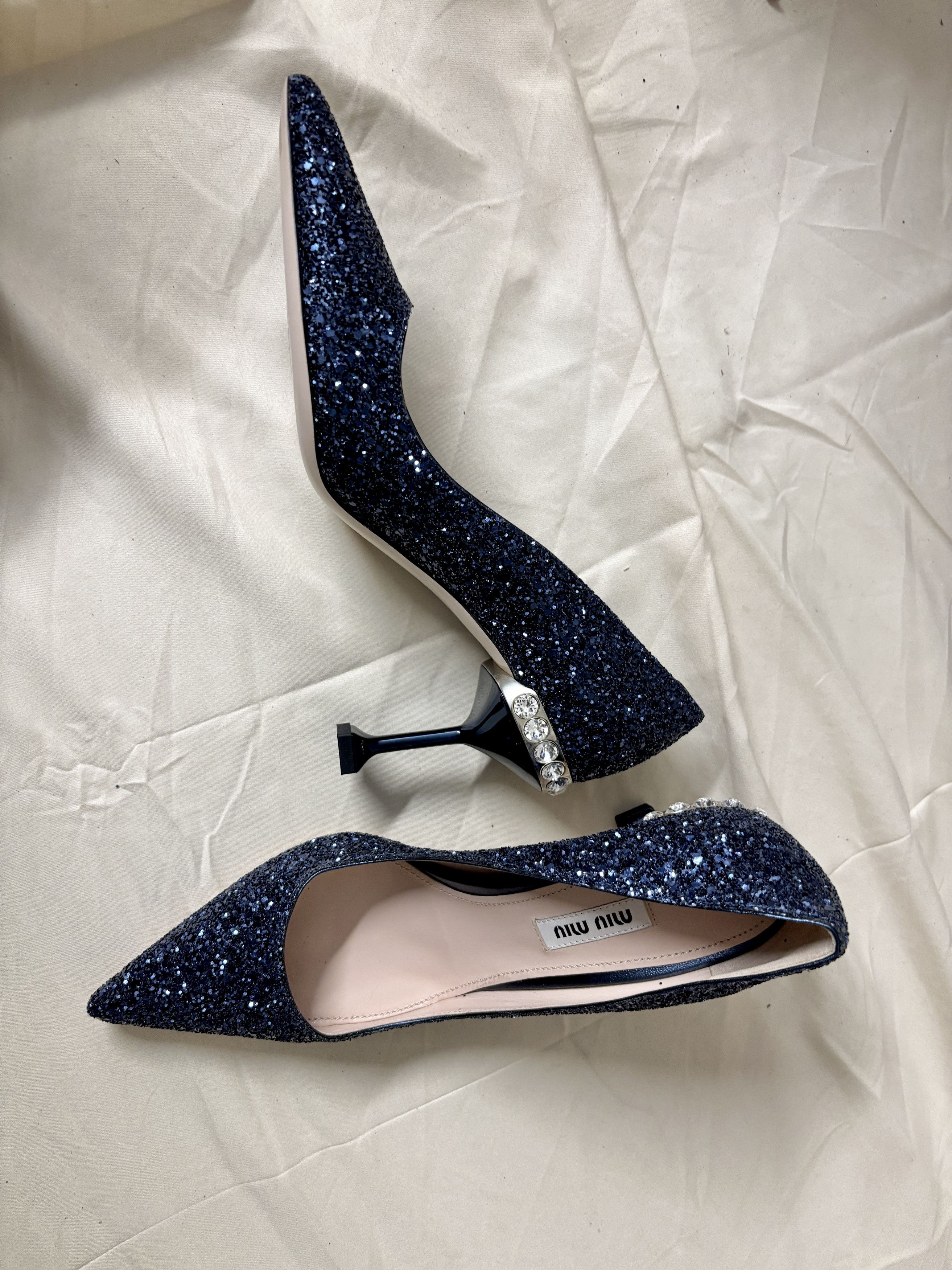 Miu Miu Miu Miu blue sequin kitten heel with crystal detail Size US 6 / IT 36 - 9 Thumbnail