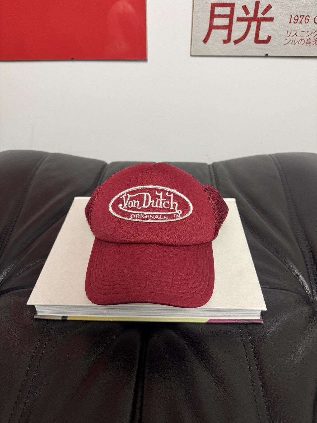 Von Dutch Von Dutch Y2k Trucker Hat Hype Rare Classic Logo Burgundy Size ONE SIZE - 1 Thumbnail
