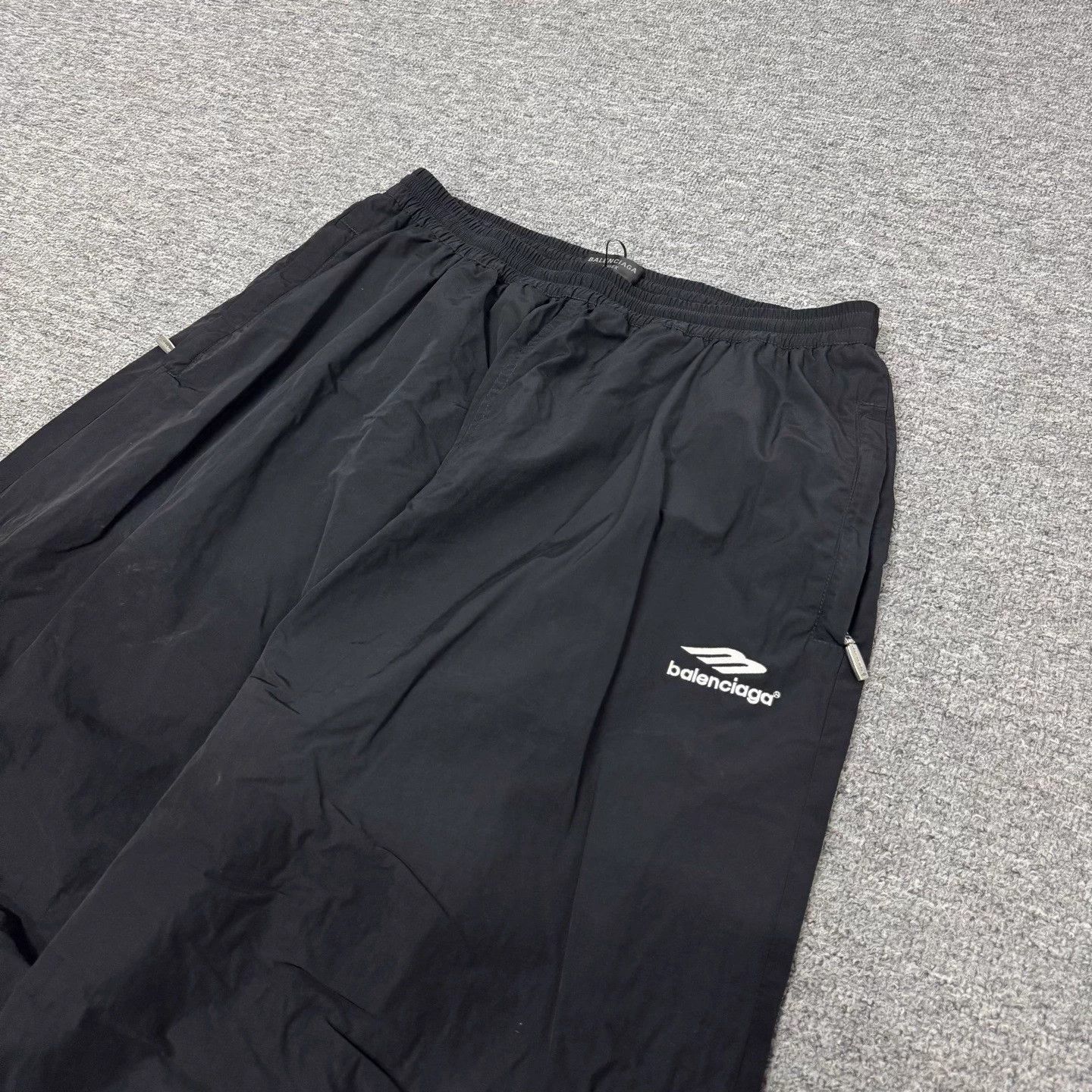 Balenciaga Balenciaga 3B Embroidered Logo Casual Pants M 99 New Size US 33 - 3 Thumbnail