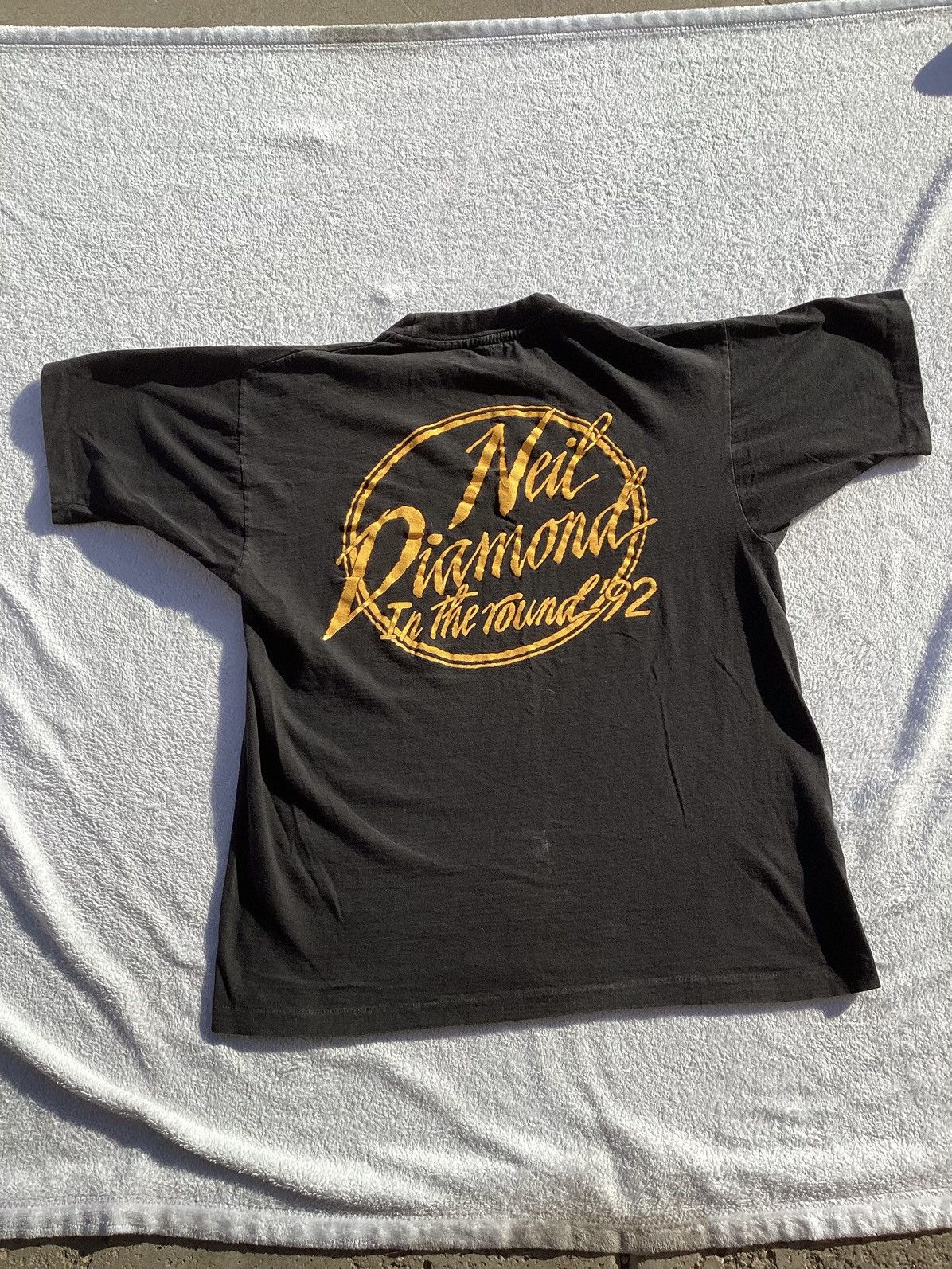 Other Vintage 1992 Neil Diamond in the round single stitch Tee Size US L / EU 52-54 / 3 - 1 Thumbnail
