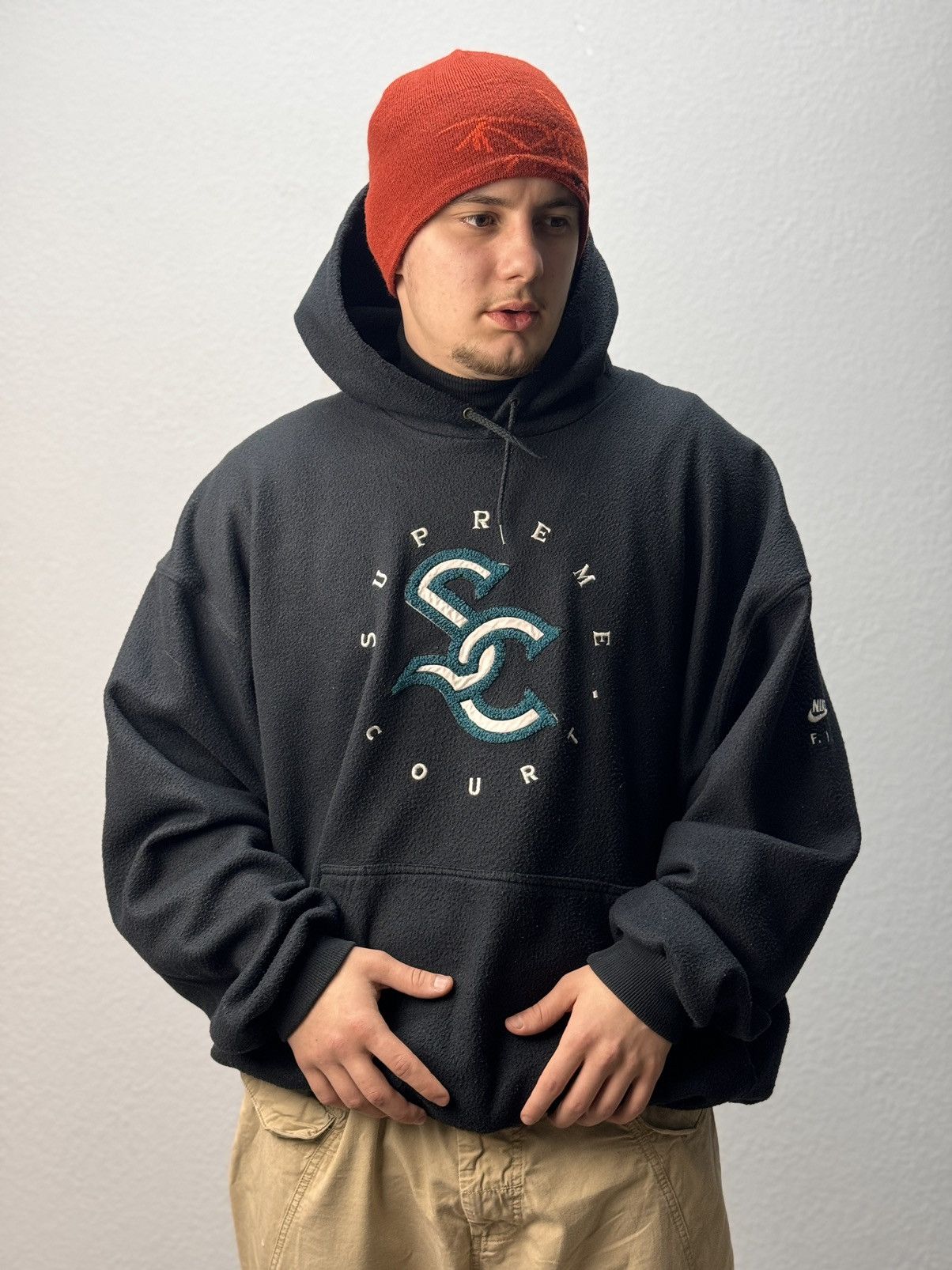 Vintage Vintage Hoodie Supreme & Nike court F.IT. logo Hype Size US XL / EU 56 / 4 - 4 Thumbnail