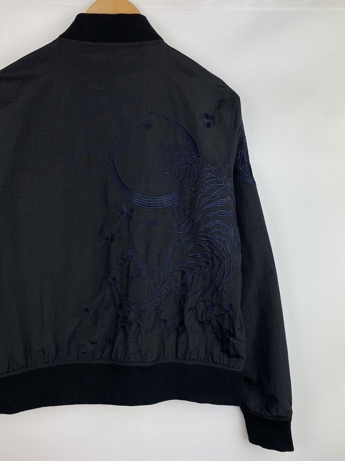 Japanese Brand VTG Japanese Tradition Embroidered Dragon Logo Bomber Jacket Size US L / EU 52-54 / 3 - 16 Thumbnail