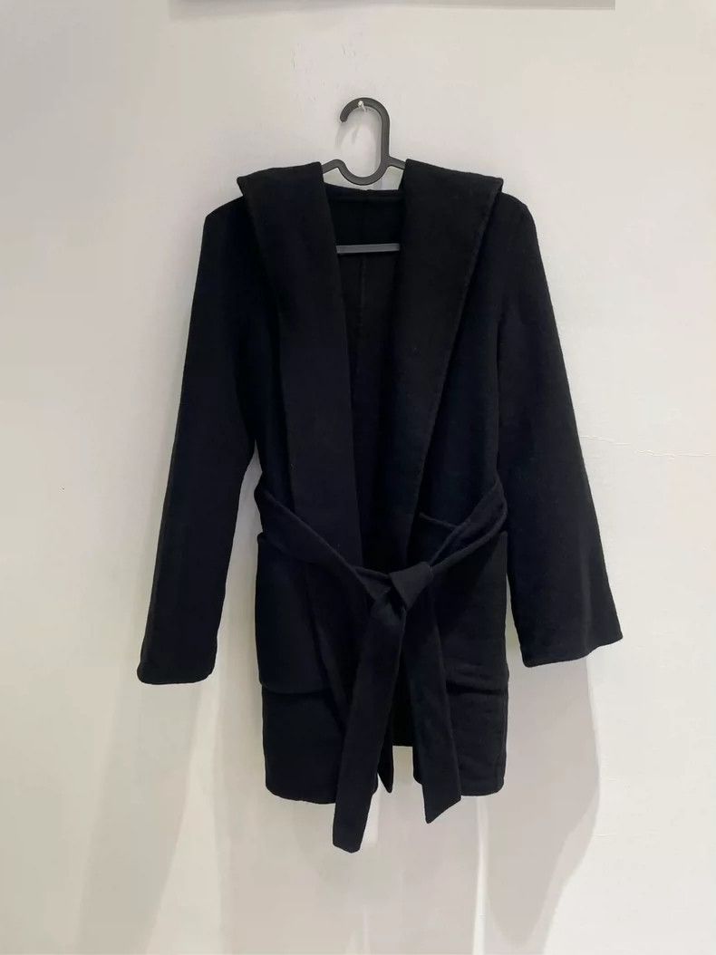Max Mara Max Mara Autumn/Winter Classic Black Double Face Cashmere Size M / US 6-8 / IT 42-44 - 1 Thumbnail