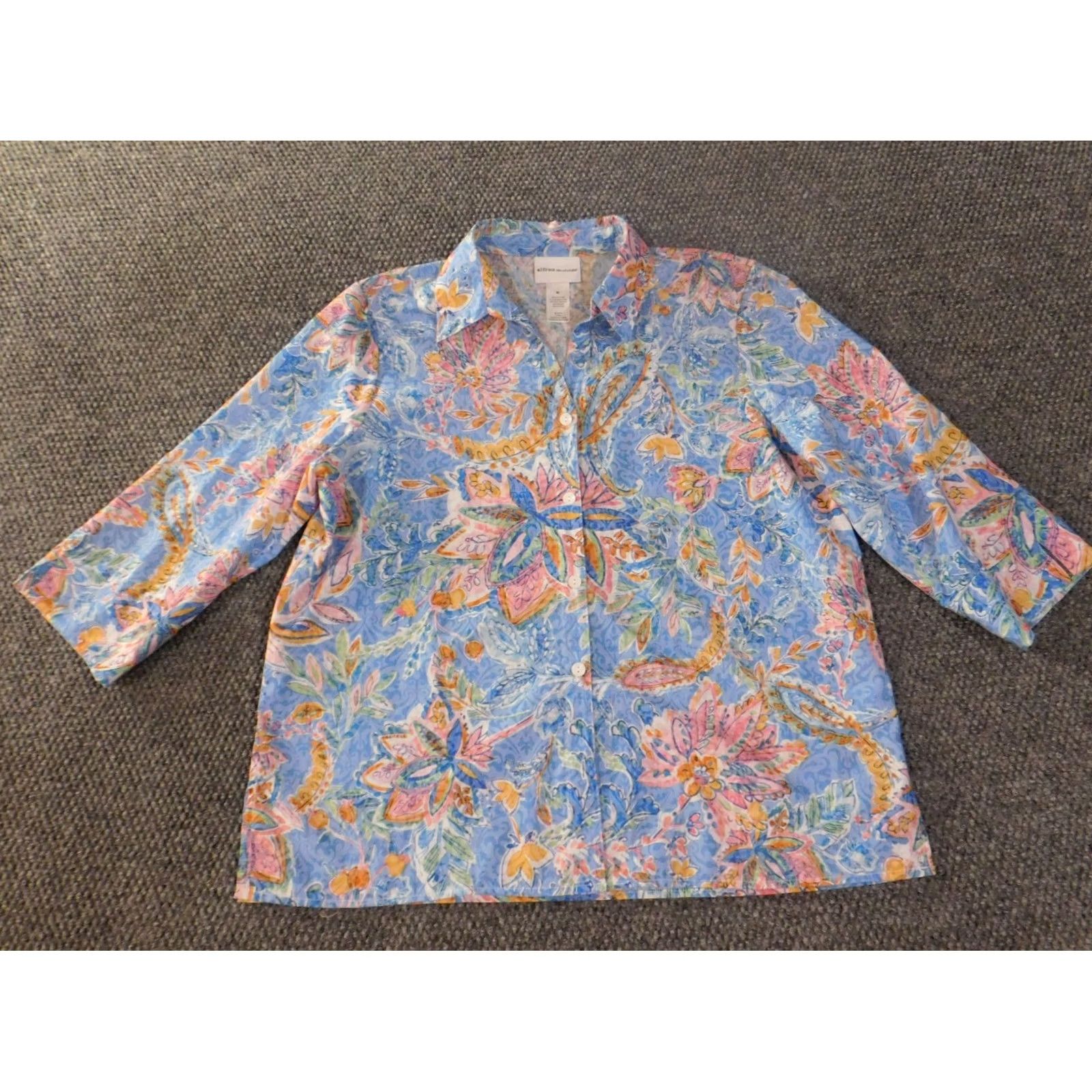Vintage Alfred Dunner Button-Up Shirt Womens Medium Blue Floral Collared Short Sleeve Casual Regular Cotton Polyester Rayon Sheer Size M / US 6-8 / IT 42-44 - 6 Thumbnail