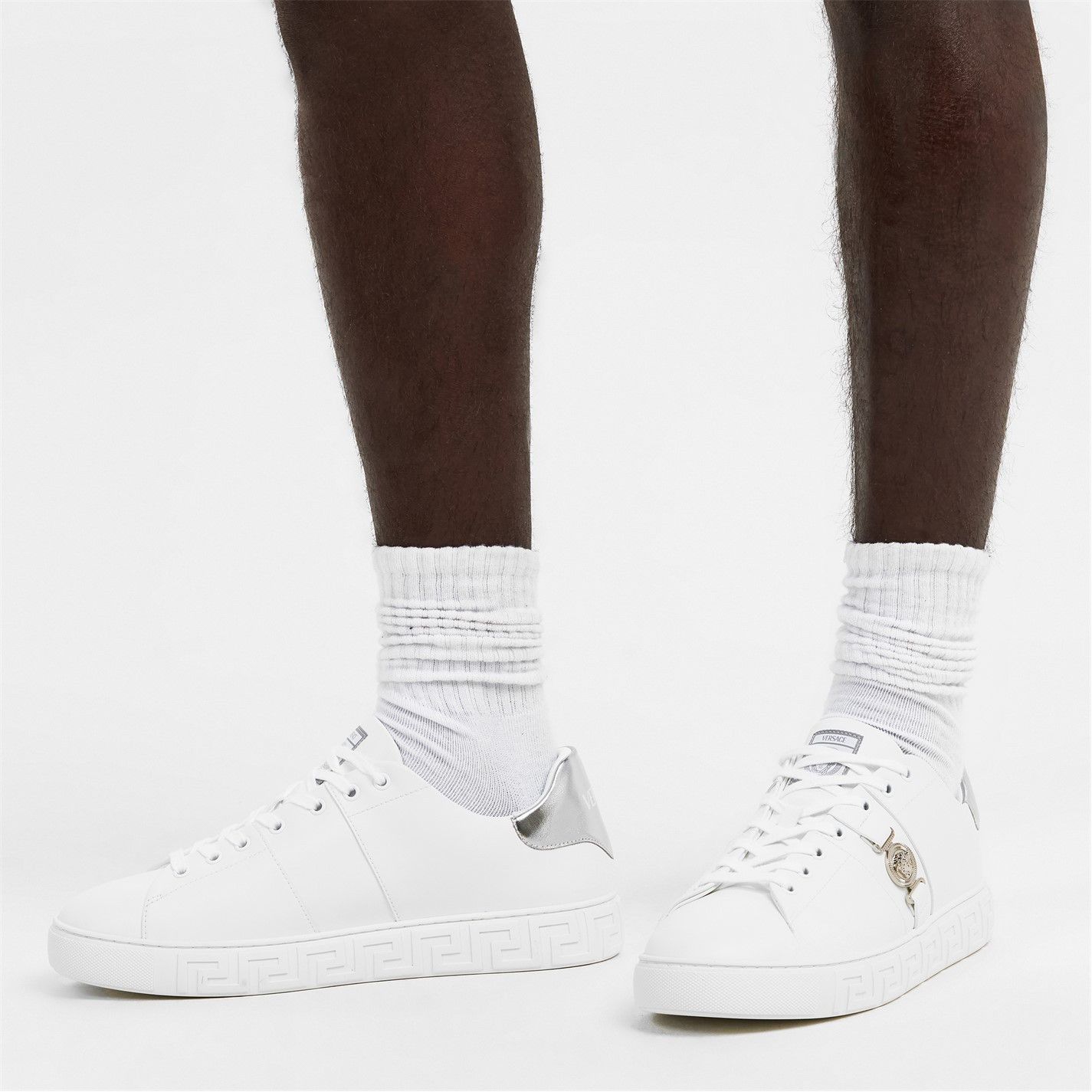 Versace o1g2r1mq0526 Low-Top Trainers in White Size US 11 / EU 44 - 3 Thumbnail