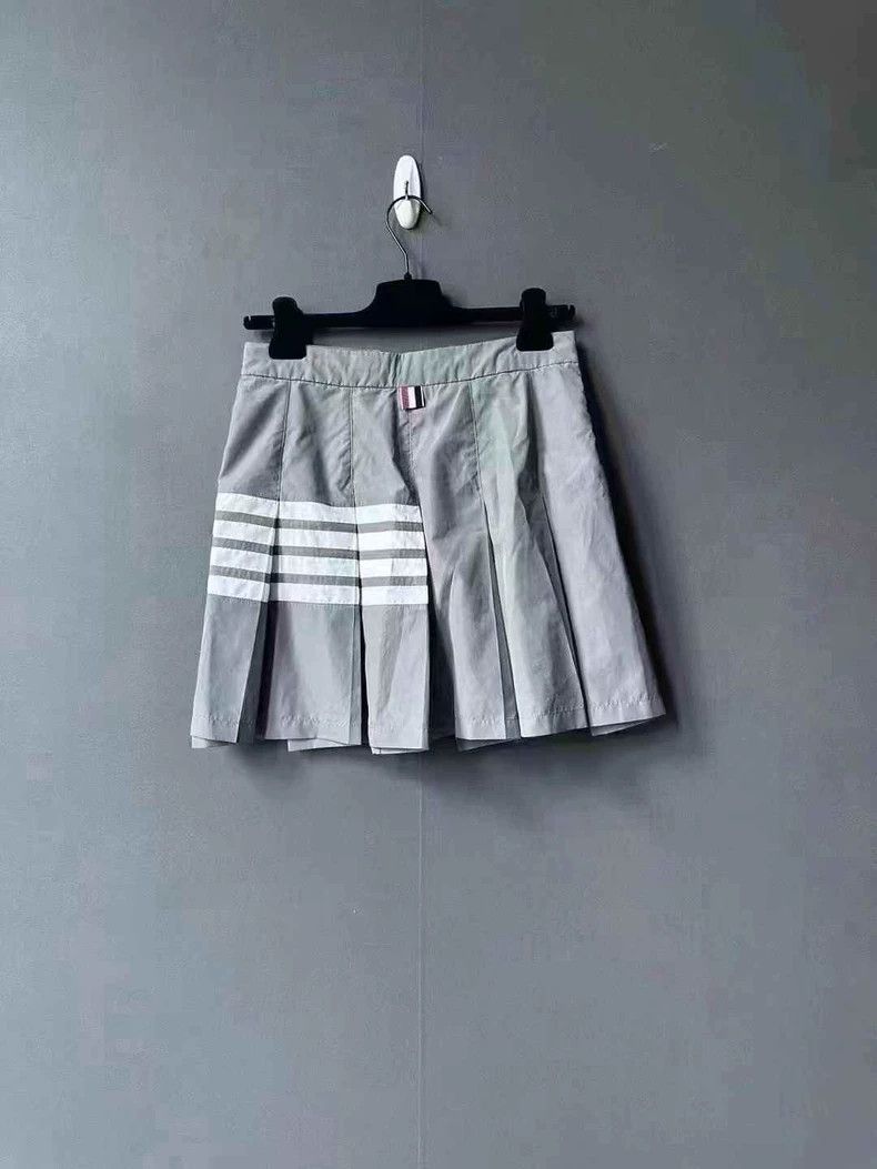 Thom Browne Thom Browne Grey nylon skirt Size 37" - 2 Thumbnail