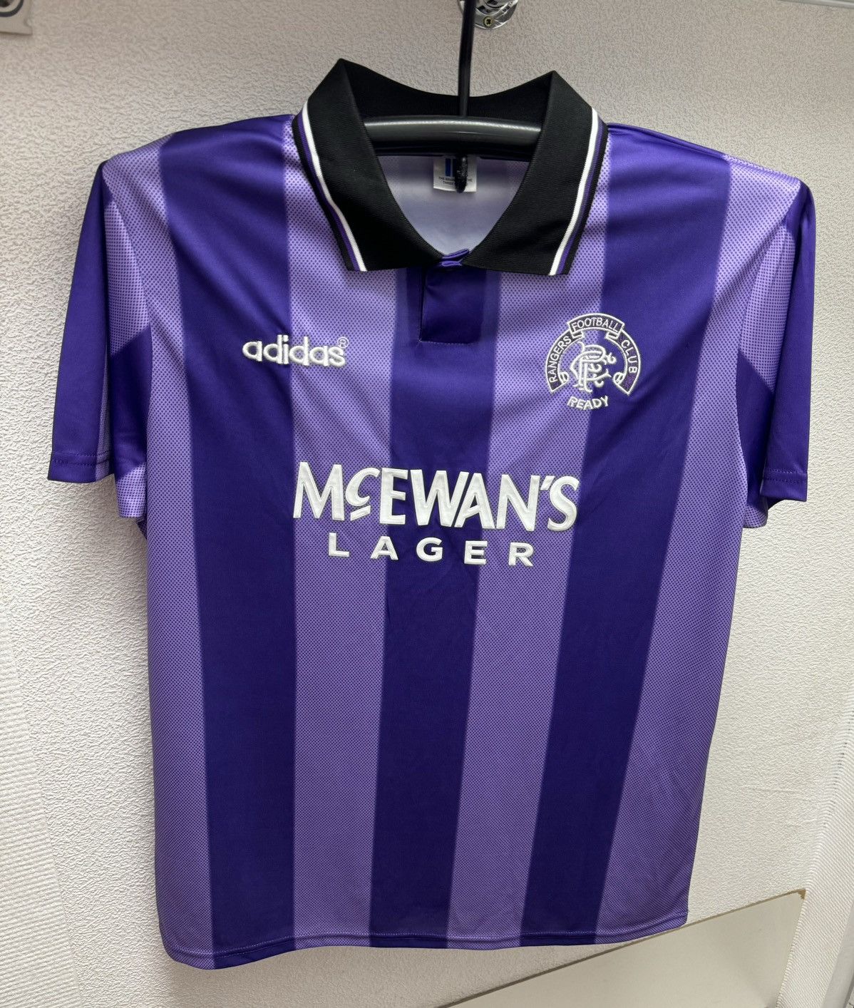Adidas Adidas Glasgow Rangers vintage soccer jersey L sz striped Size US L / EU 52-54 / 3 - 1 Thumbnail