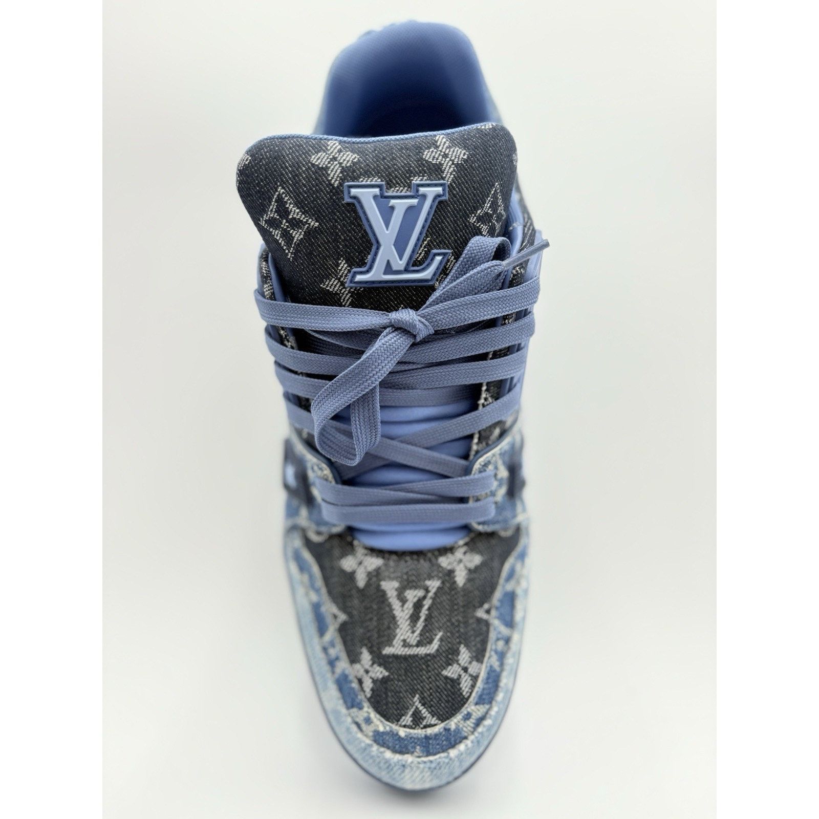 Louis Vuitton (9-9.5 US) Louis Vuitton Trainer ' Monogram Blue Denim ' Size US 9 / EU 42 - 5 Thumbnail