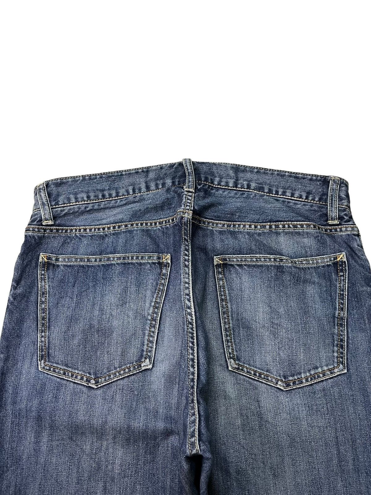 Japanese Brand Vintage Japanese Brand Blue Wash Distressed Loose Jeans Size US 33 - 8 Thumbnail