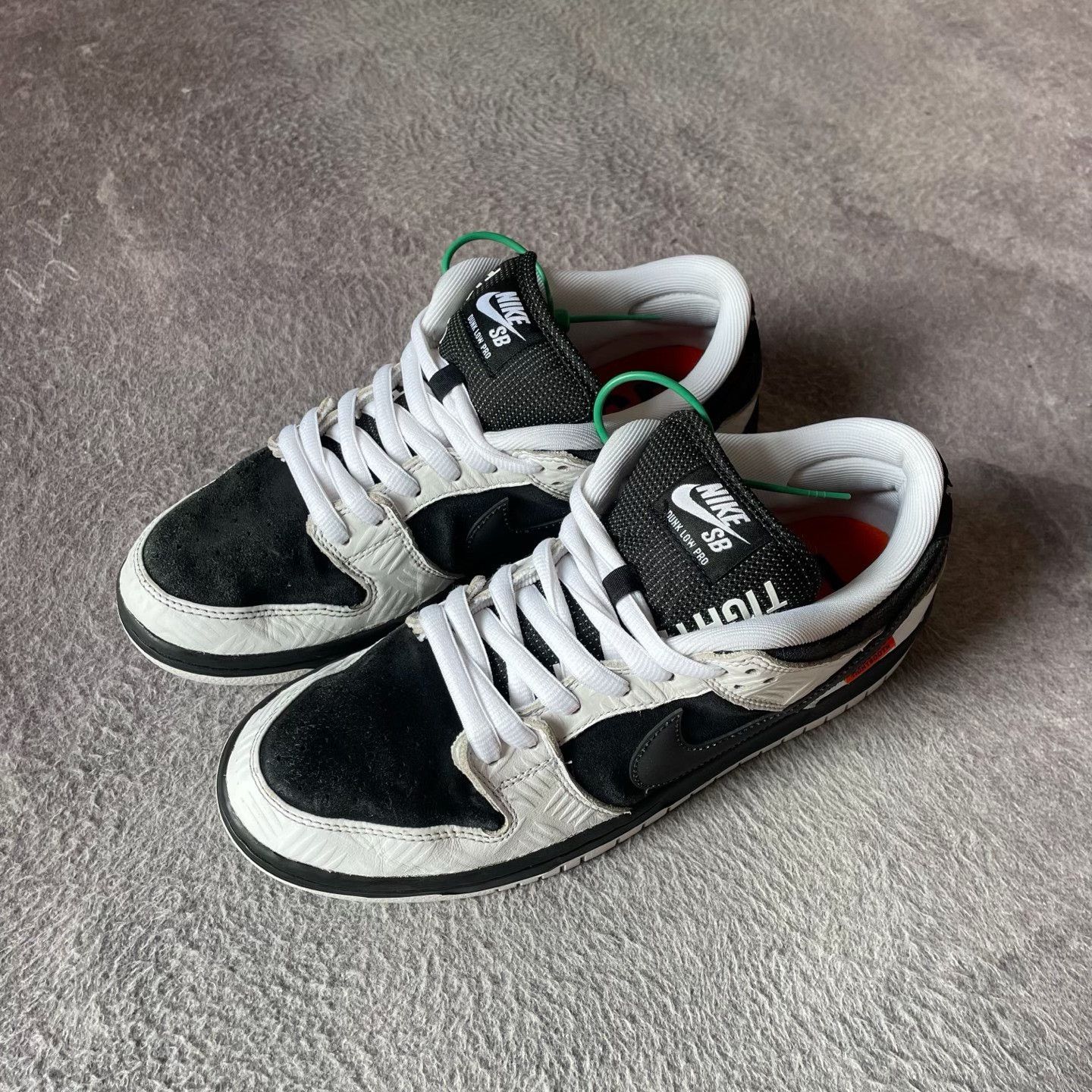 Nike Nike DUNK Collab Black Lowtop Sneakers 43 Men Size US 10 / EU 43 - 1 Thumbnail