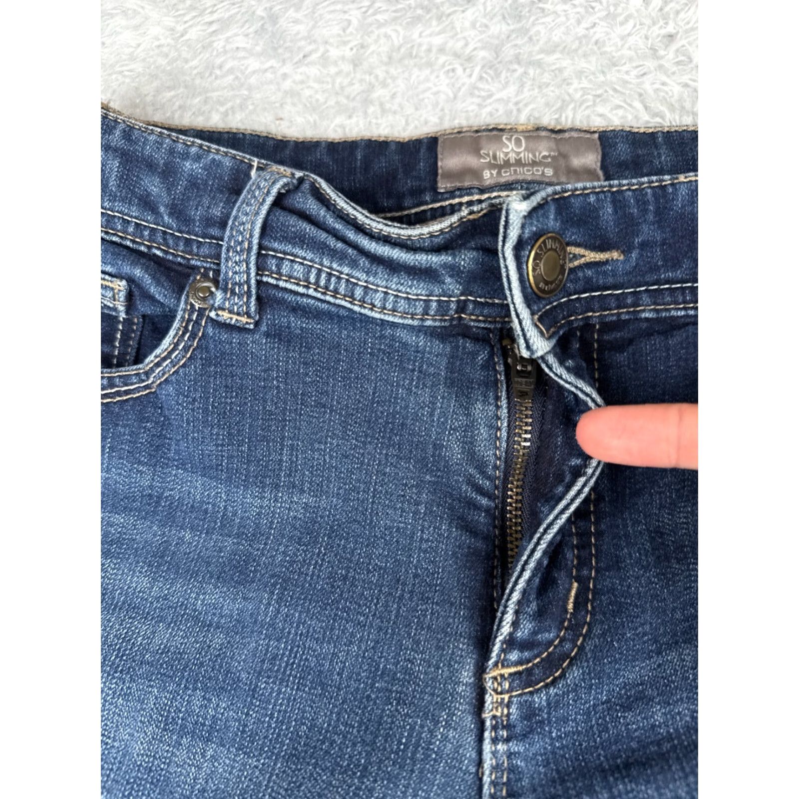 Vintage Chicos Jeans Women Bootcut Jeans 00 Blue Cotton Blend Denim Low Rise 28x30 5-Pocket Designer American Classic Logo Embroidered Slim Size 24" / US 00 / IT 34 - 5 Thumbnail