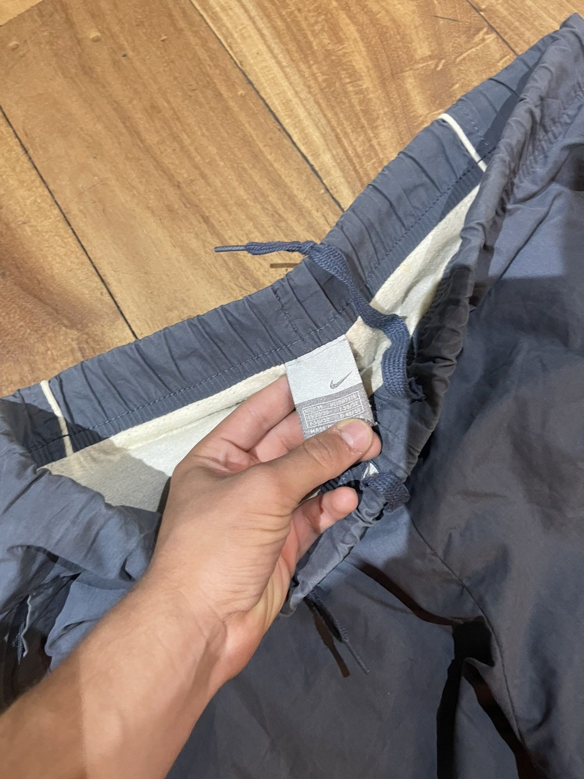 Nike Vintage Nike grey Trackpants size M Y2K adjustable Baggy Sk8 Size US 34 / EU 50 - 2 Thumbnail
