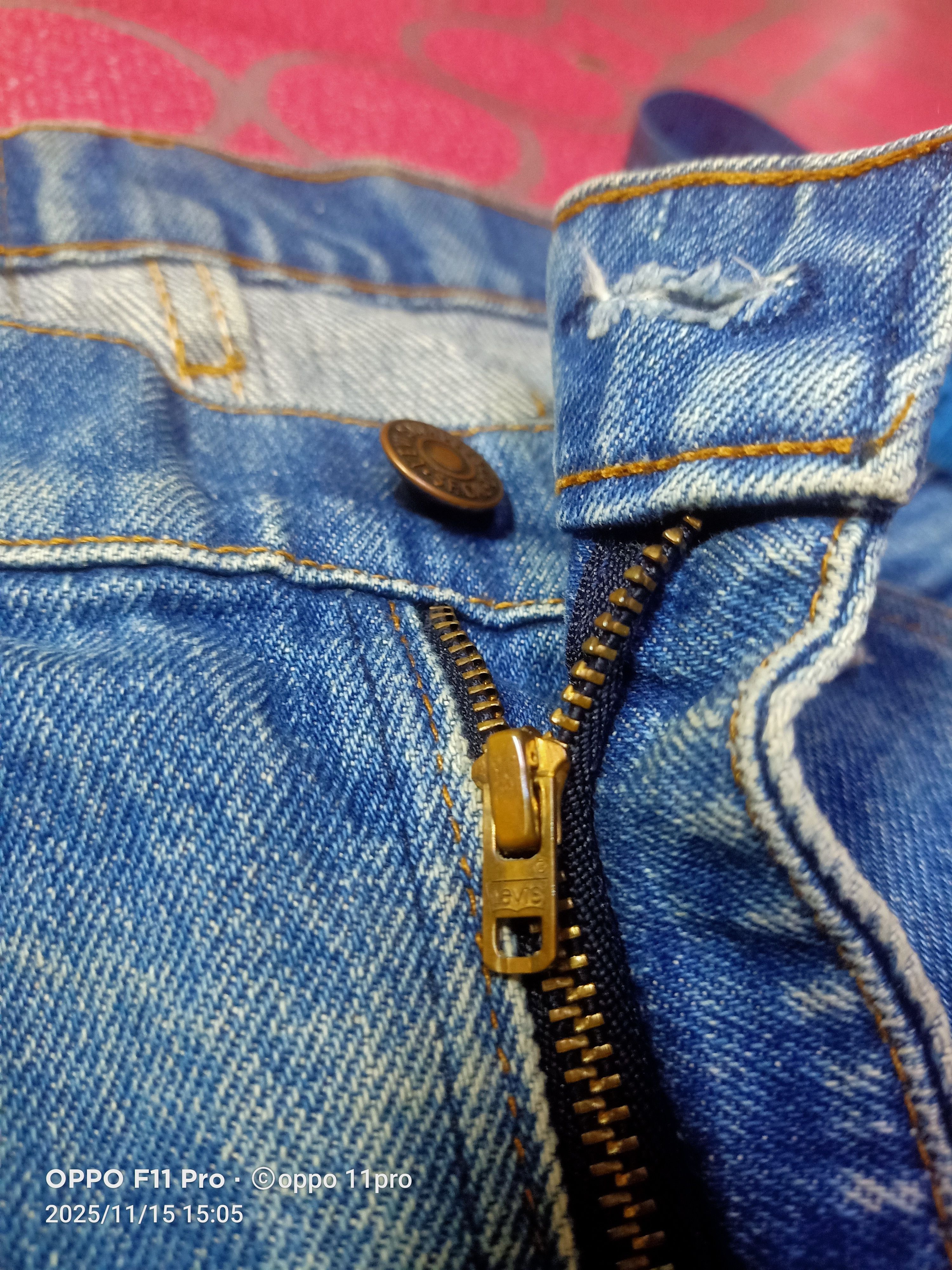 Levi's Vintage Clothing Vintage Levis 80s 505 Oren Tag Distressdenim 🌟 Size US 34 / EU 50 - 12 Thumbnail