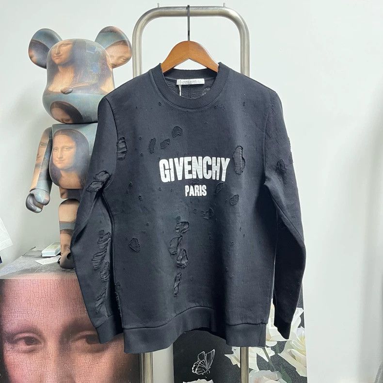 Givenchy givenchy distressed black sweatshirt with logo-dmc Size US S / EU 44-46 / 1 - 1 Thumbnail
