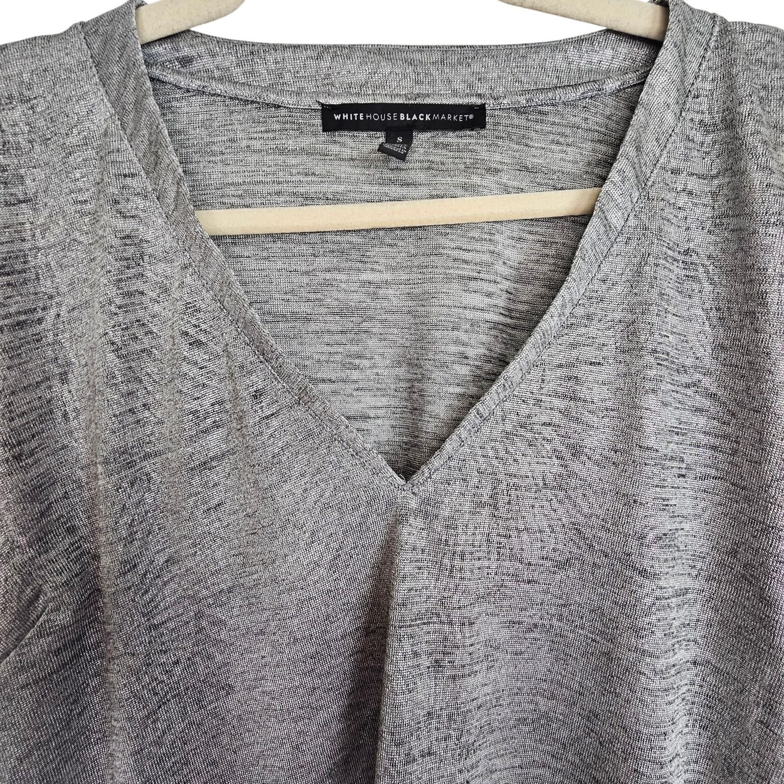 White House Black Market White House Black Market Womens Metallic V-Neck Tee S Casual Size S / US 4 / IT 40 - 2 Thumbnail