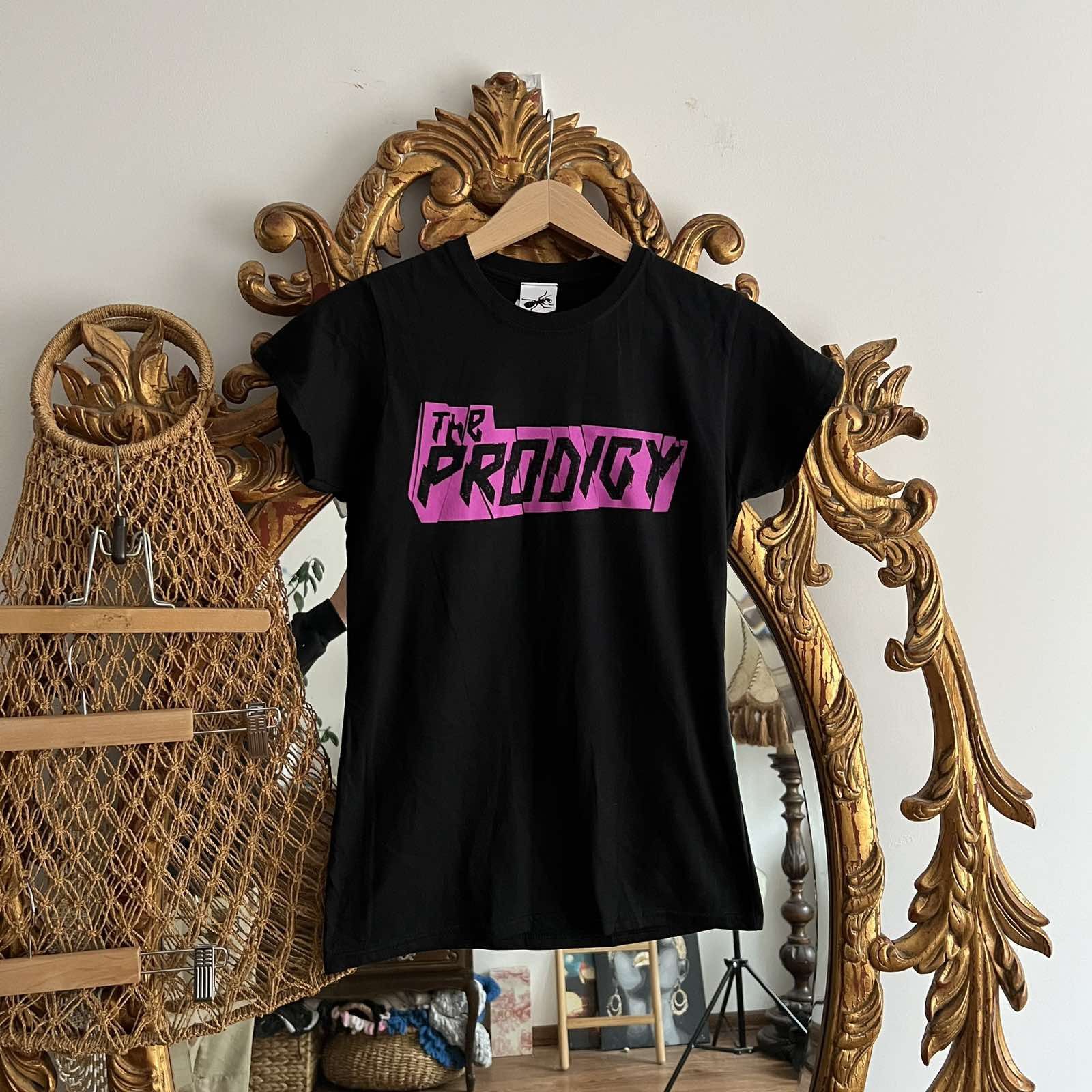 Band Tees The Prodigy tee No Tourists UK tour 2018 vintage Sz M Size M / US 6-8 / IT 42-44 - 1 Thumbnail