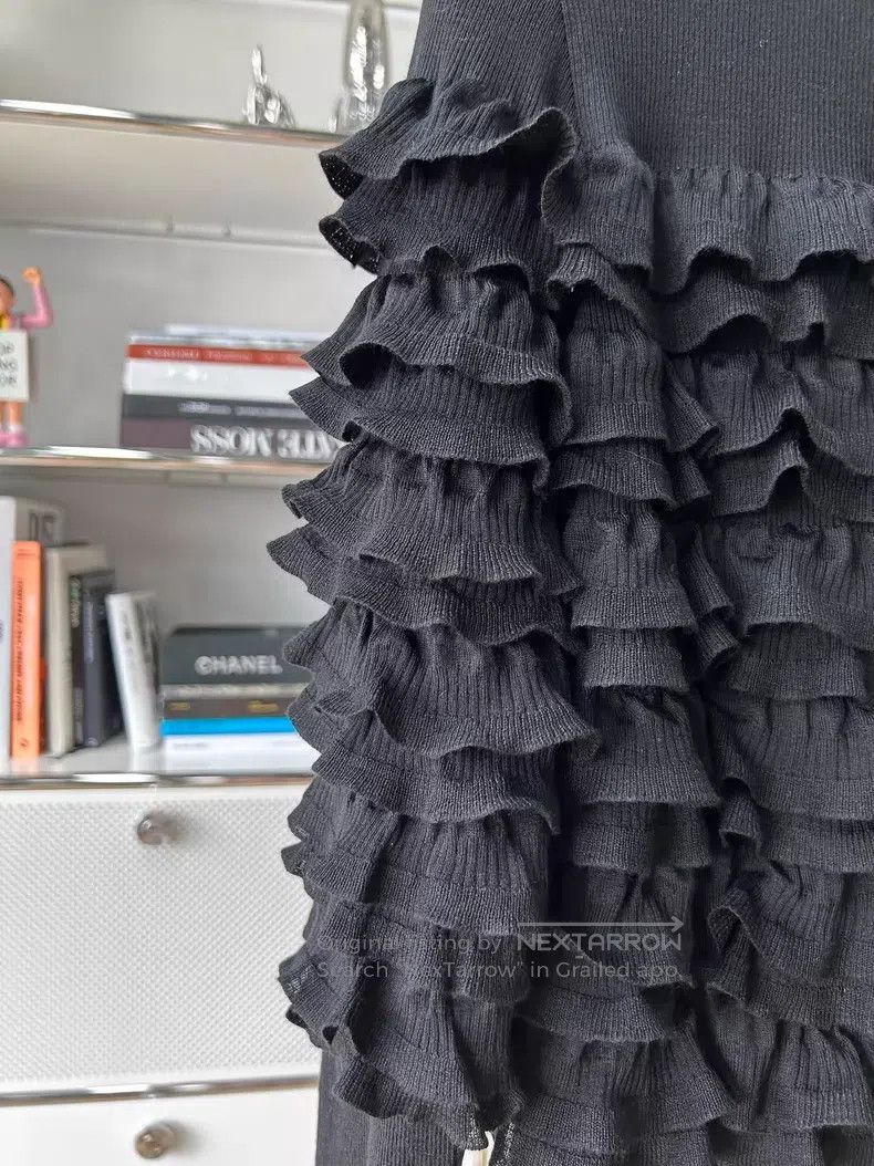 Chanel Chanel 19k black ruffled sheep wool knit sweater Size XS / US 0-2 / IT 36-38 - 5 Thumbnail