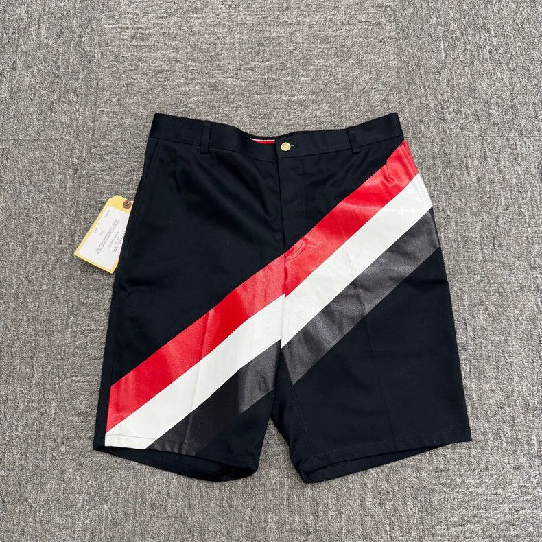 Thom Browne Thom Browne Striped Print Shorts-yf Size US 32 / EU 48 - 1 Thumbnail