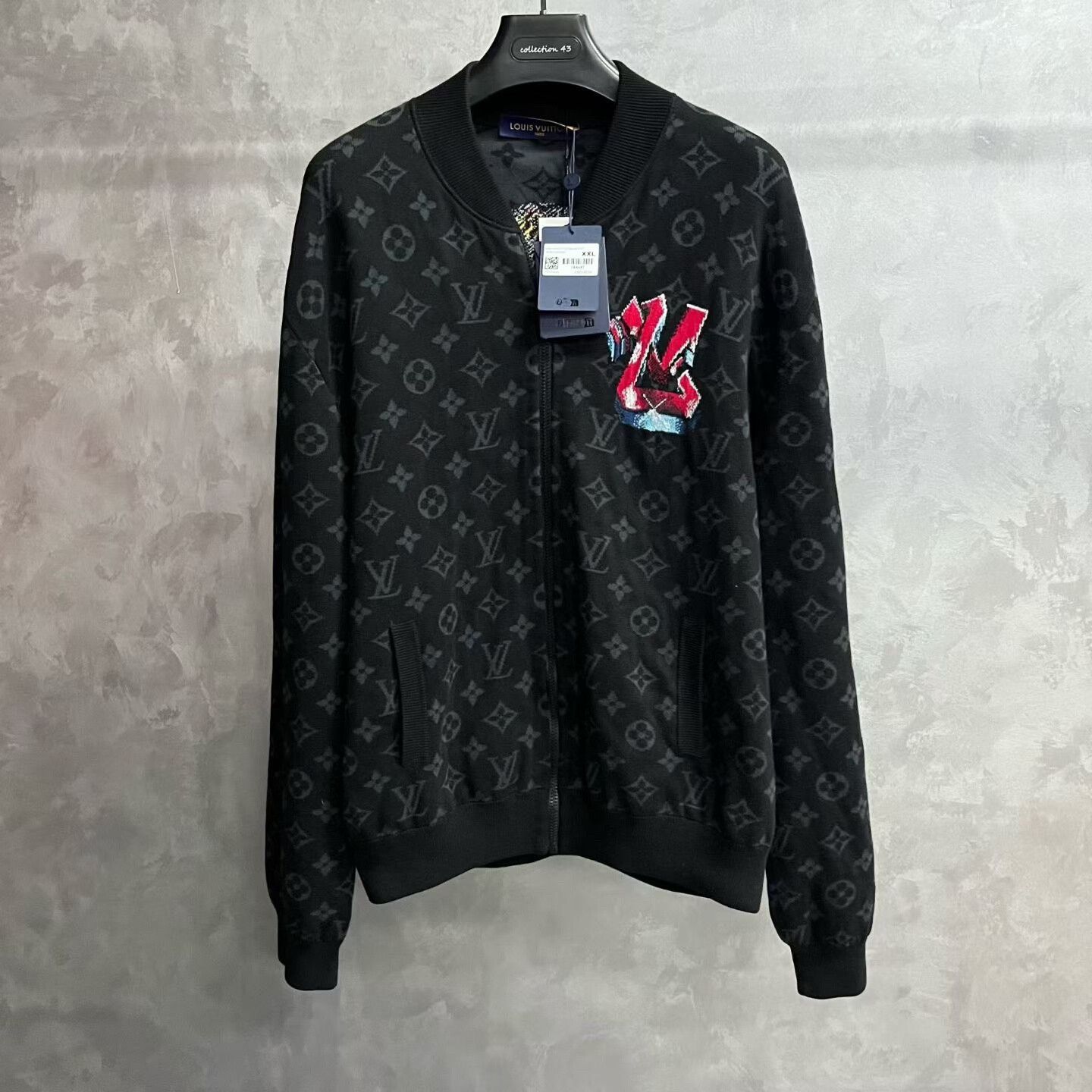 Louis Vuitton Louis Vuitton Printed Graphic Black Light Jacket xxl Men Size US XXL / EU 58 / 5 - 1 Thumbnail