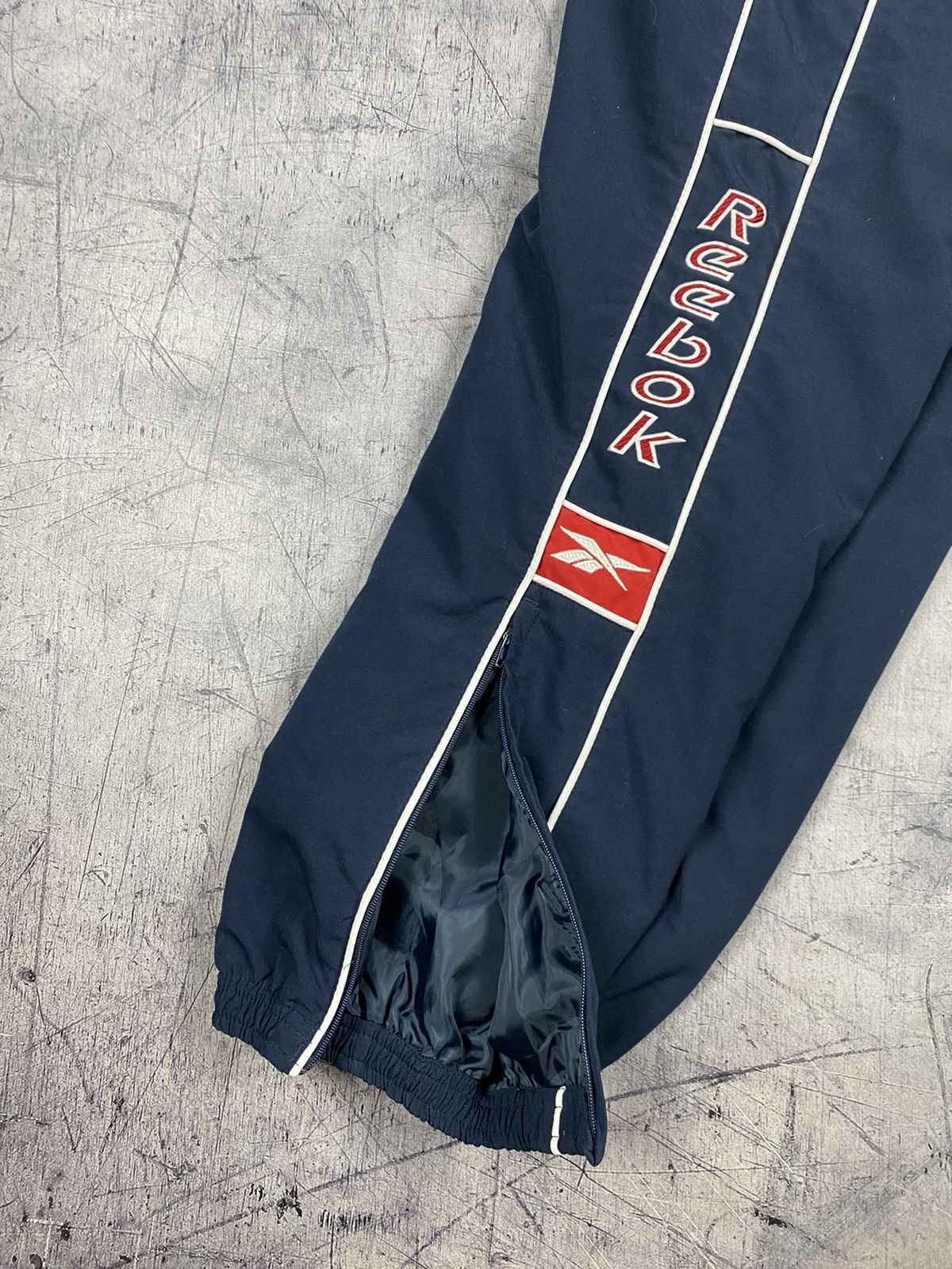 Reebok Vintage Reebok Driil y2k Big Logo Pants Size M Size US 34 / EU 50 - 10 Thumbnail