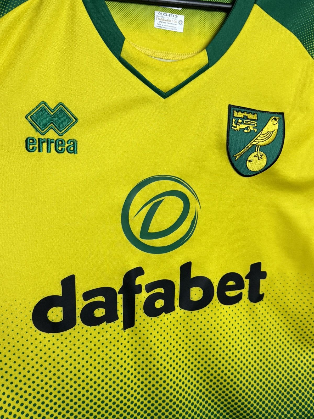 Errea Norwich City 19/20 Home Football Jersey Size US L / EU 52-54 / 3 - 3 Thumbnail