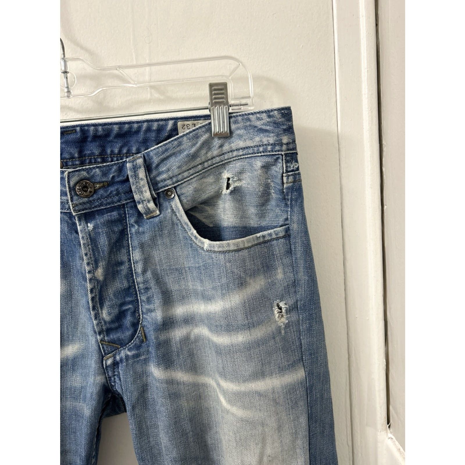 Diesel Diesel Larkee Jeans Mens 32x29 Blue Regular Straight Button Fly Distressed Denim Jeans Size US 32 / EU 48 - 6 Thumbnail