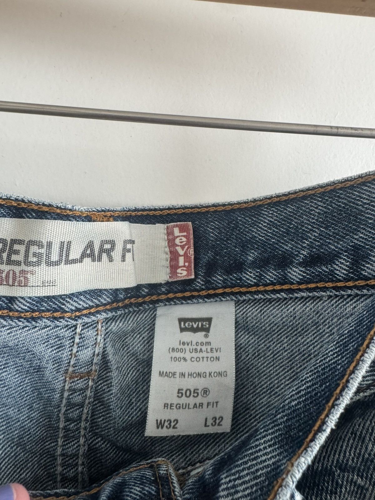 Levi's Vintage Clothing Levi’s Relaxed Fit Dark Blue Distressed Wash Jeans Size US 32 / EU 48 - 4 Thumbnail